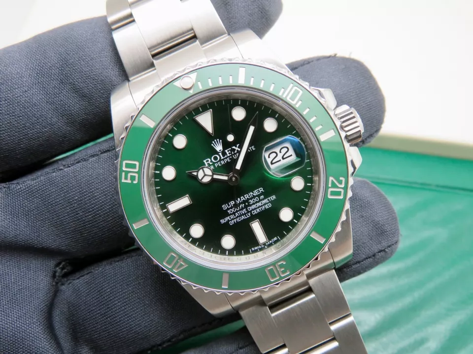 Rolex Submariner Hulk 116610LV 40mm C.2010-2016 with Box Hangtag & Service Card - Image 2