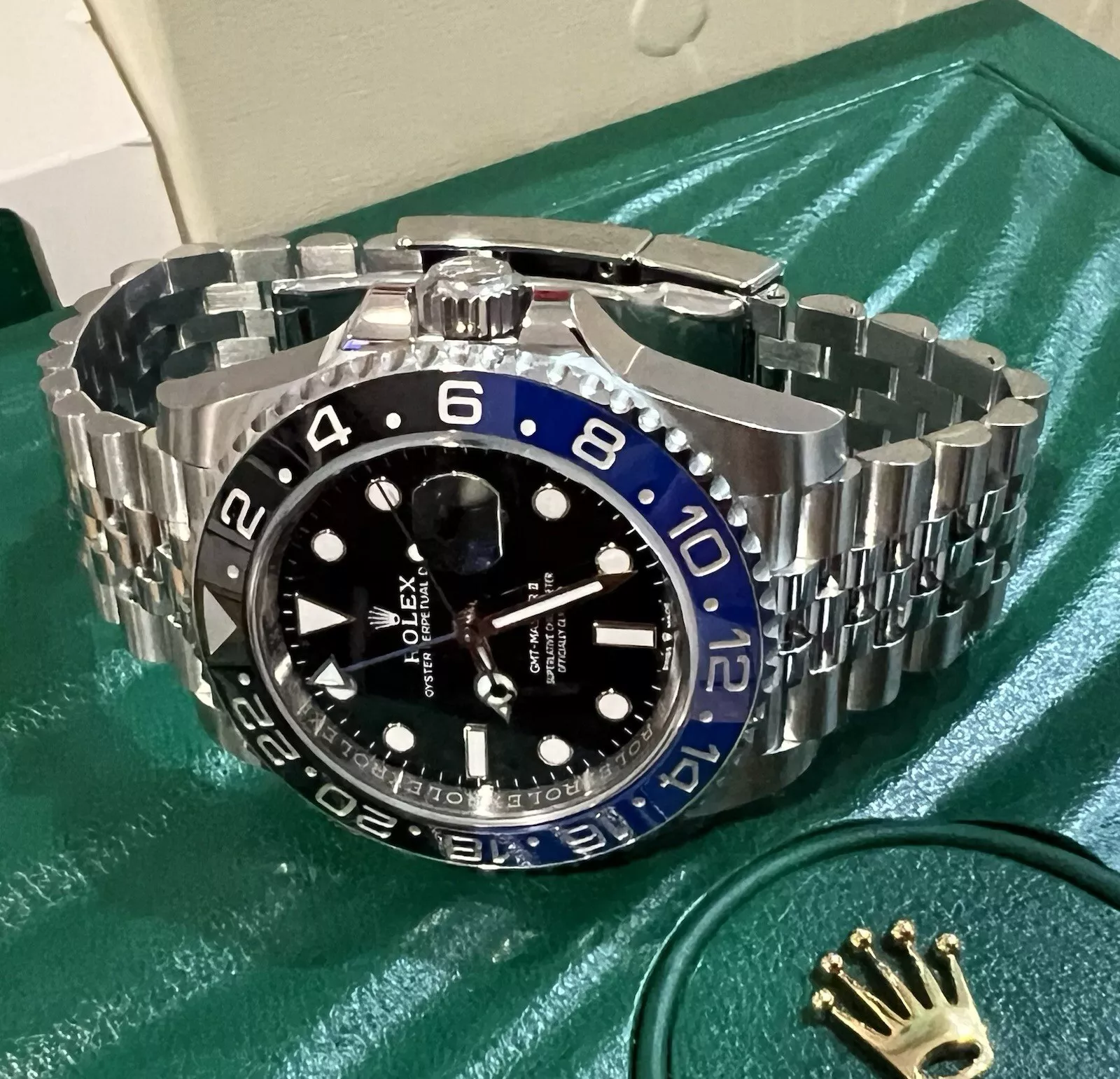 Rolex GMT-Master II 126710BLNR Silver Jubilee Bracelet with Blue and Black Bezel - Image 3