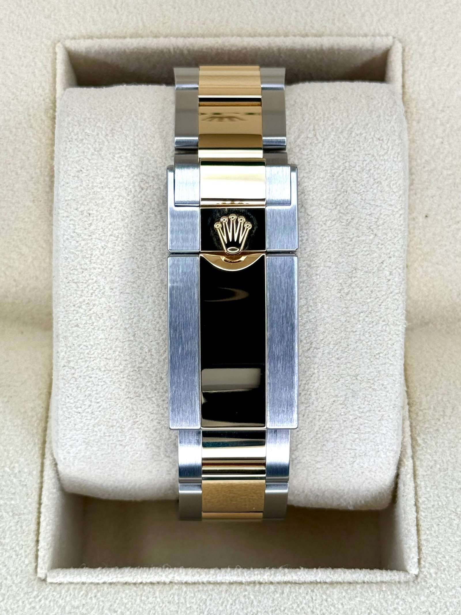 2025 Rolex Daytona 40mm 126503 Two-Tone Champagne Dial (Unworn) - Image 2