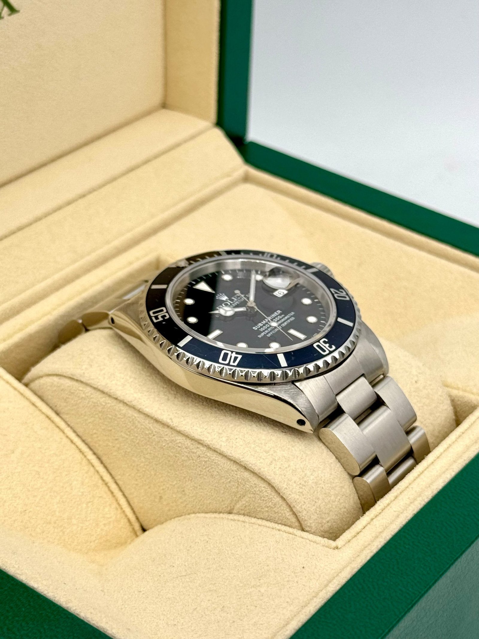 1985 Rolex Submariner 40mm 16800 Stainless Steel Black Dial - Image 5