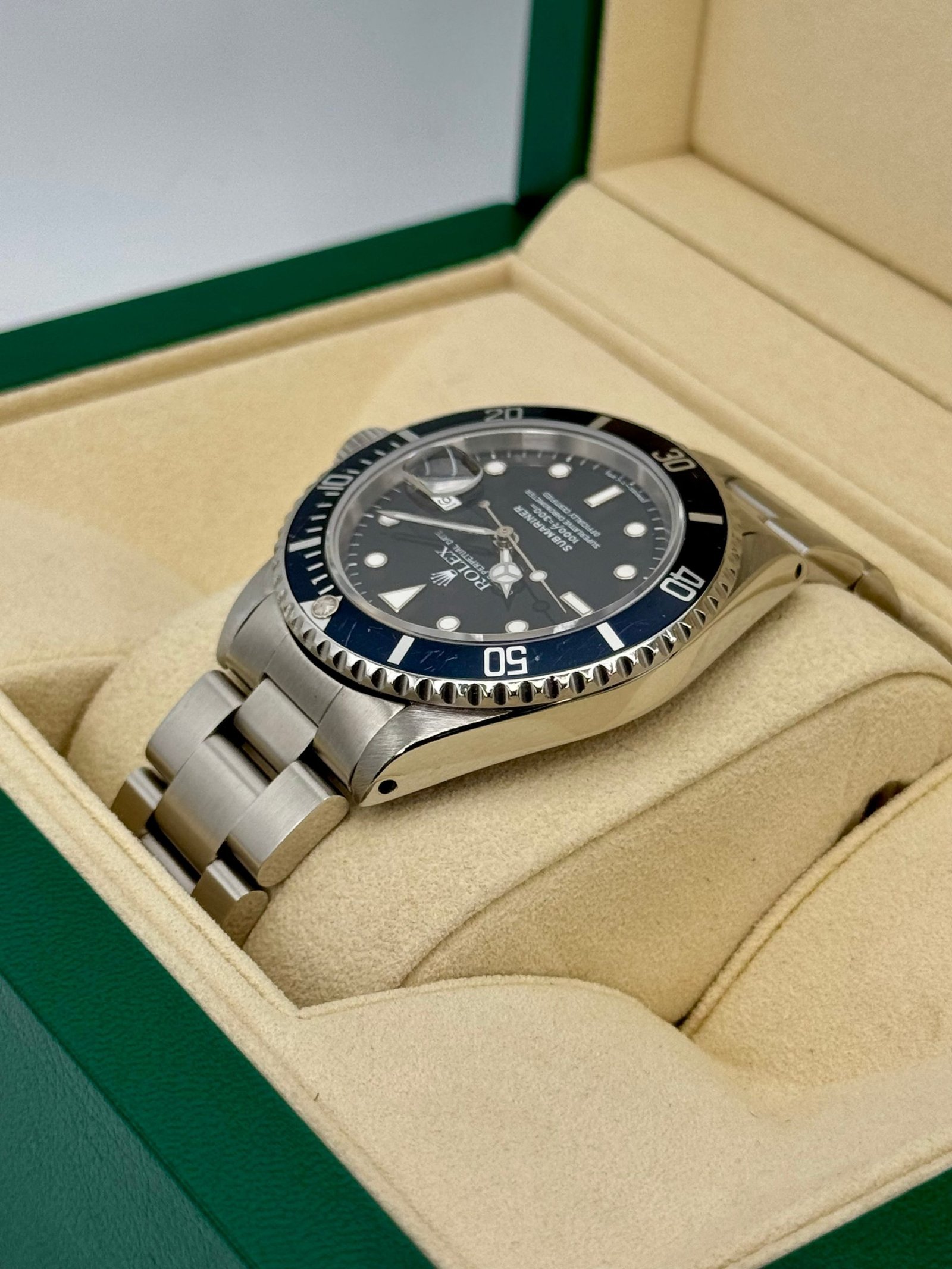 1985 Rolex Submariner 40mm 16800 Stainless Steel Black Dial - Image 6