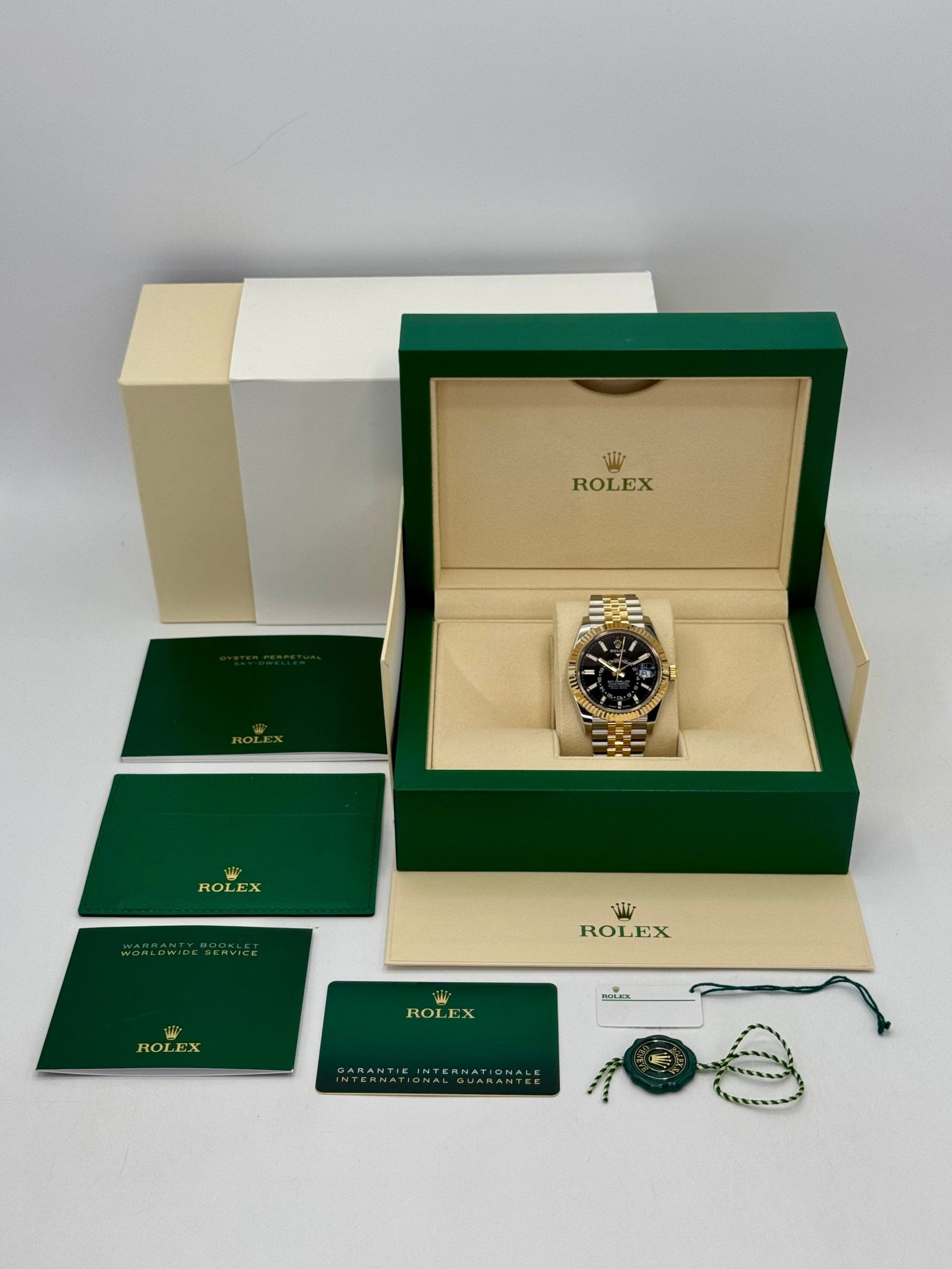 2025 Rolex Sky-Dweller 42mm 336933 Jubilee Black Dial (Unworn) - Image 9