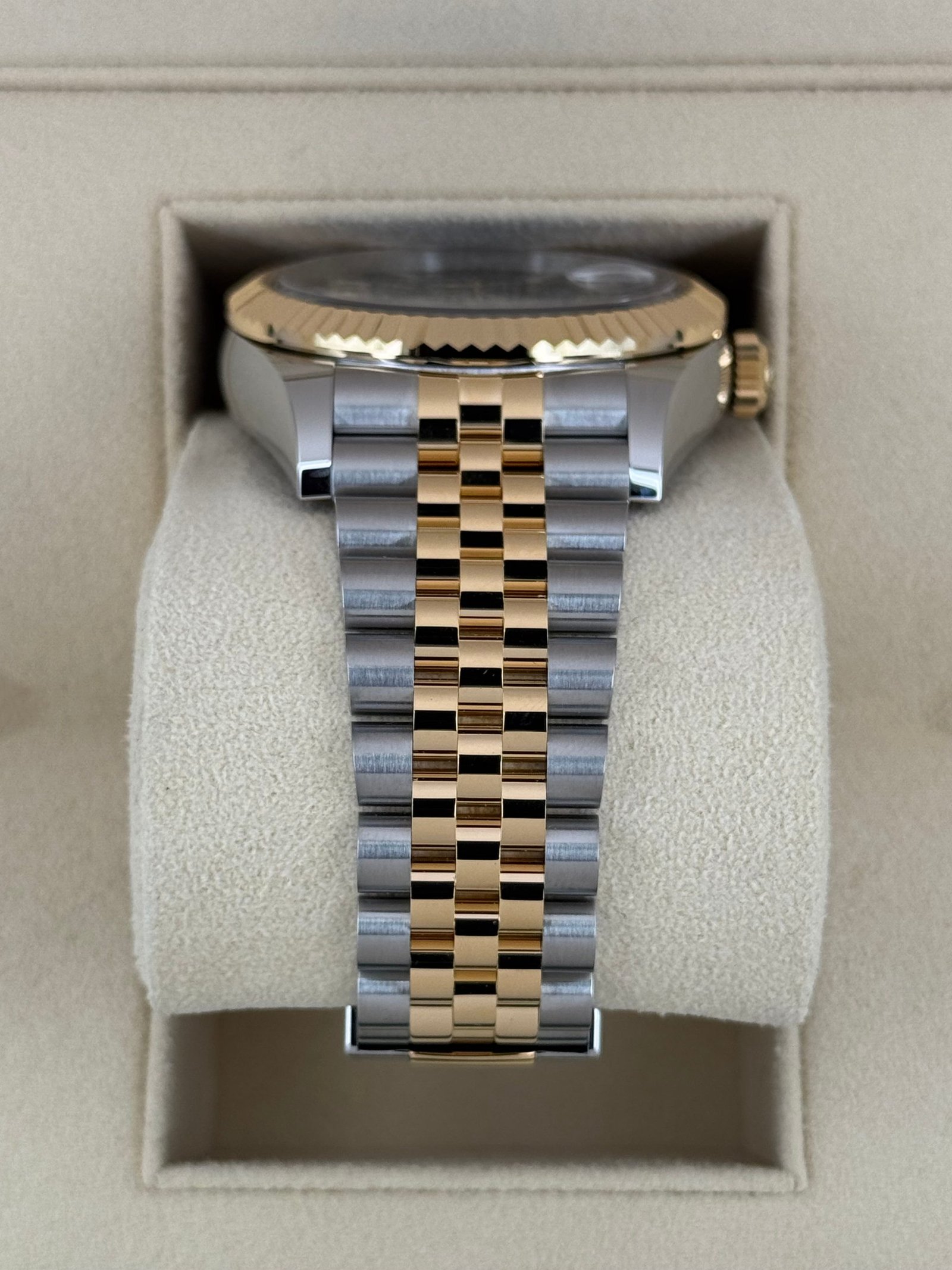 2025 Rolex Sky-Dweller 42mm 336933 Jubilee Black Dial (Unworn) - Image 3