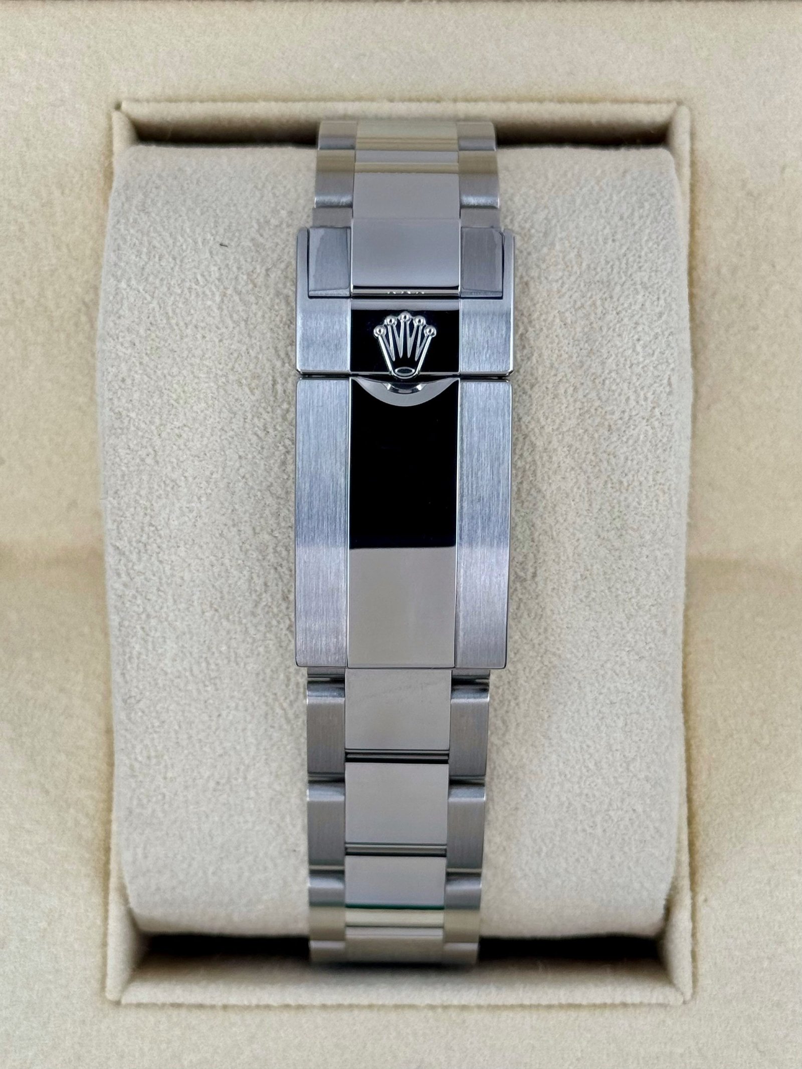 2025 Rolex Daytona 40mm 126500LN Stainless Steel Panda Dial (Unworn) - Image 2