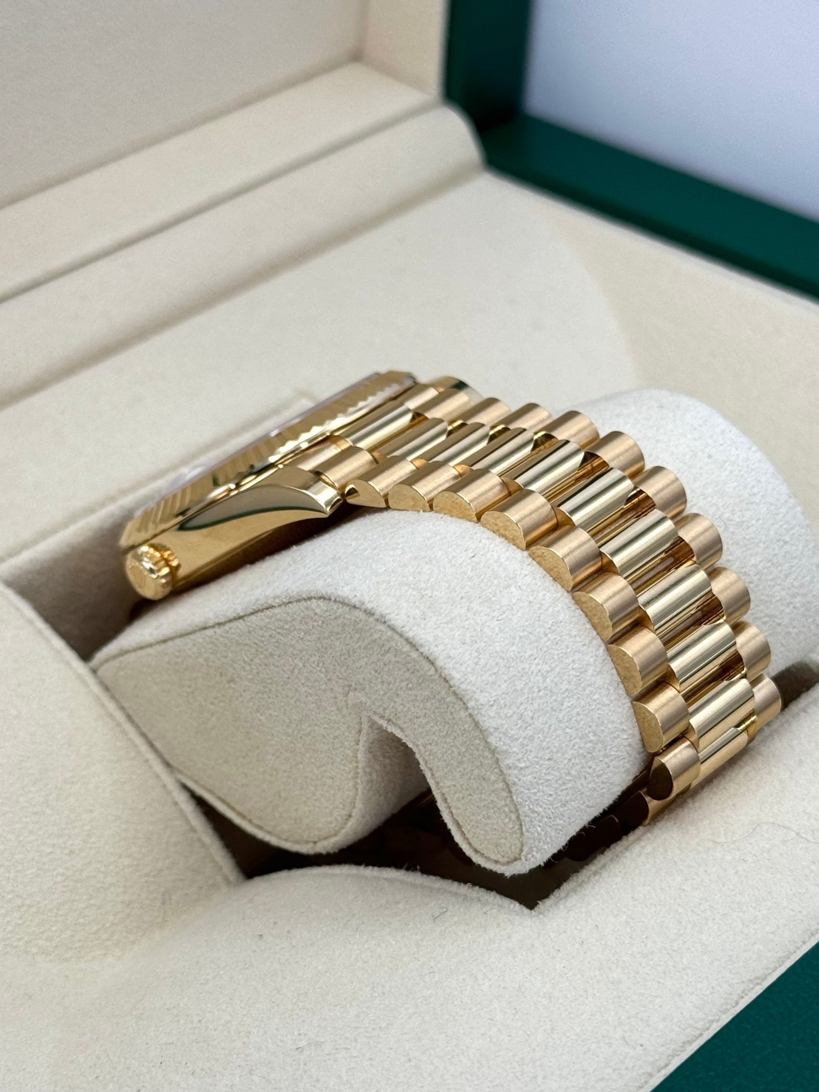 2025 Rolex Day-Date 40mm 228238 Presidential White Dial (Unworn) - Image 8