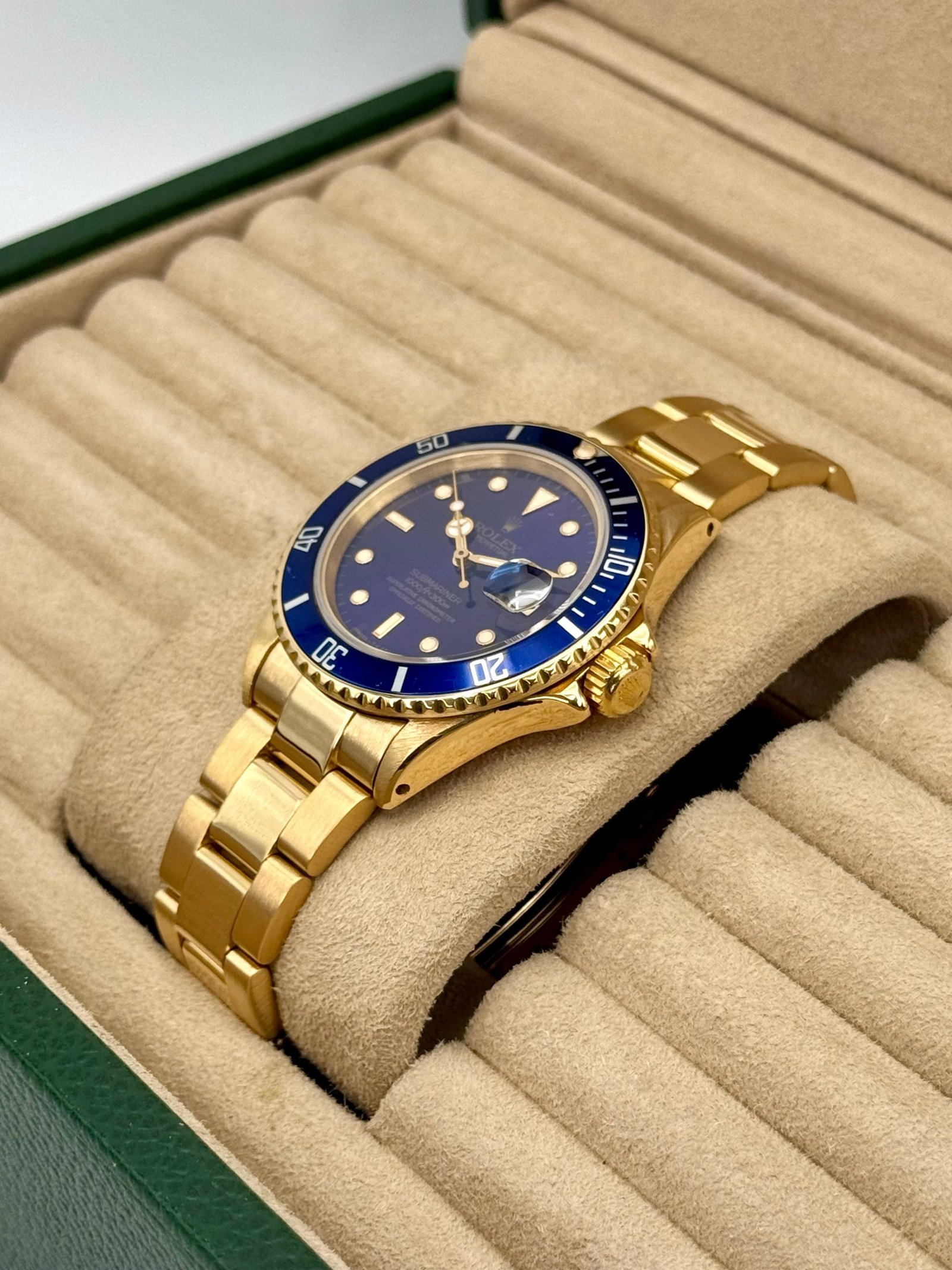 1987 Rolex Submariner “Bluesy” 40mm 16808 Yellow Gold Blue Dial - Image 5