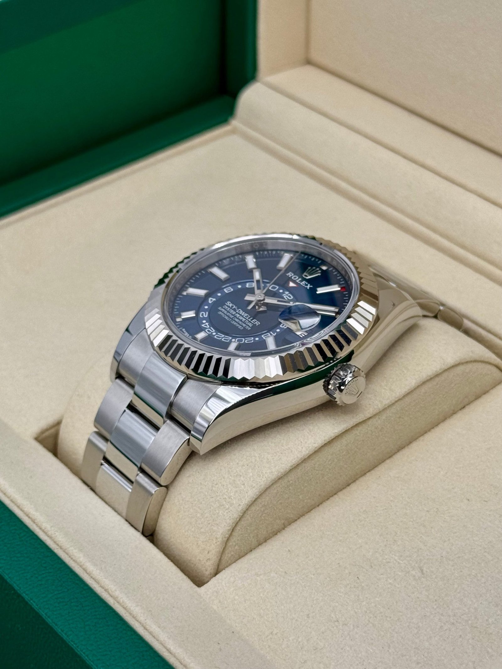 2025 Rolex Sky-Dweller 42mm 336934 Oyster Blue Dial (Unworn) - Image 5