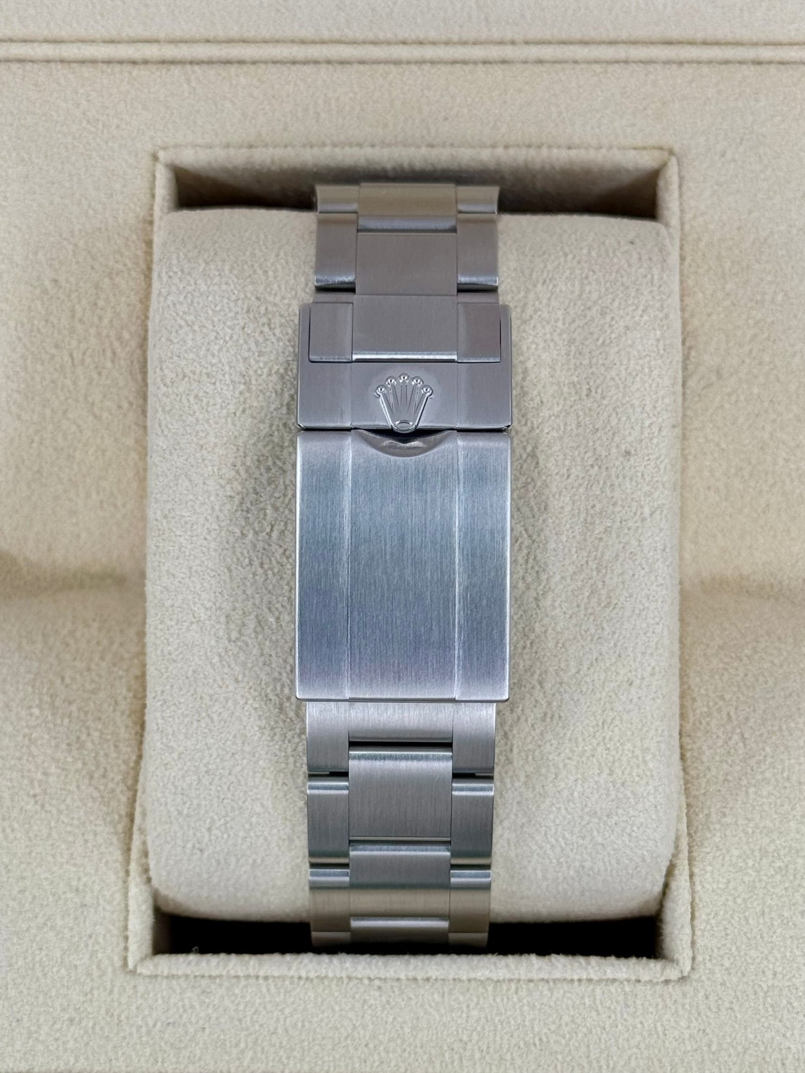 2025 Rolex Explorer II 42mm 226570 Polar White Dial (Unworn) - Image 2