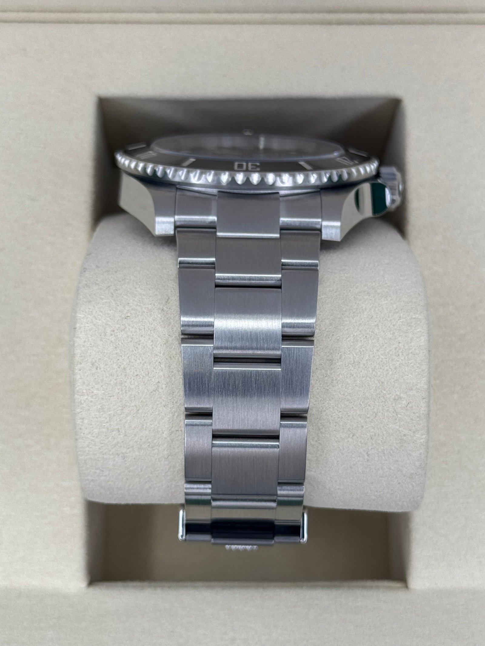 2025 Rolex Submariner 41mm 124060 Stainless Steel Black Dial (Unworn) - Image 3