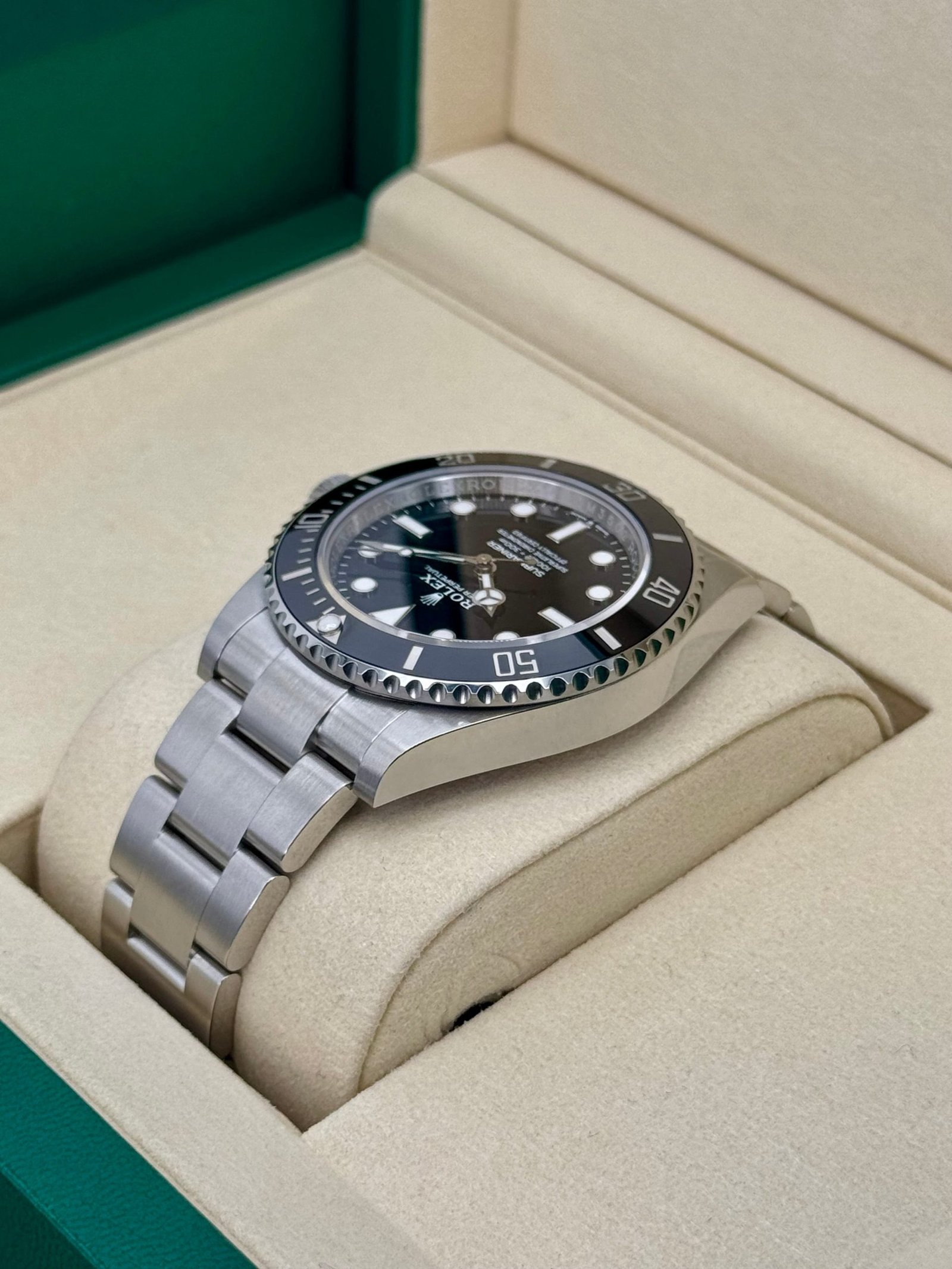 2025 Rolex Submariner 41mm 124060 Stainless Steel Black Dial (Unworn) - Image 7