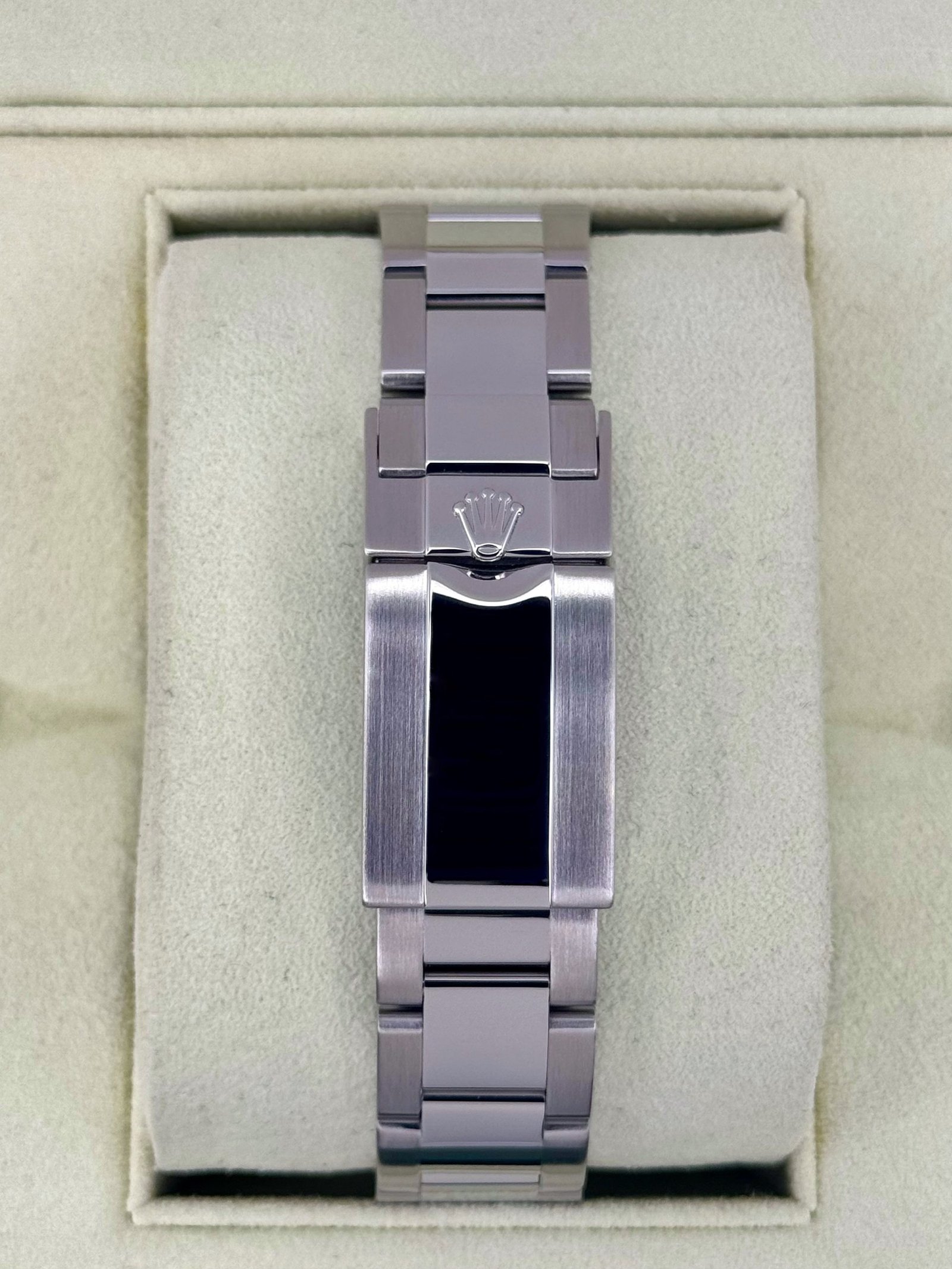 2010 Rolex GMT-Master II 40mm 116710LN Stainless Steel Black Dial - Image 2