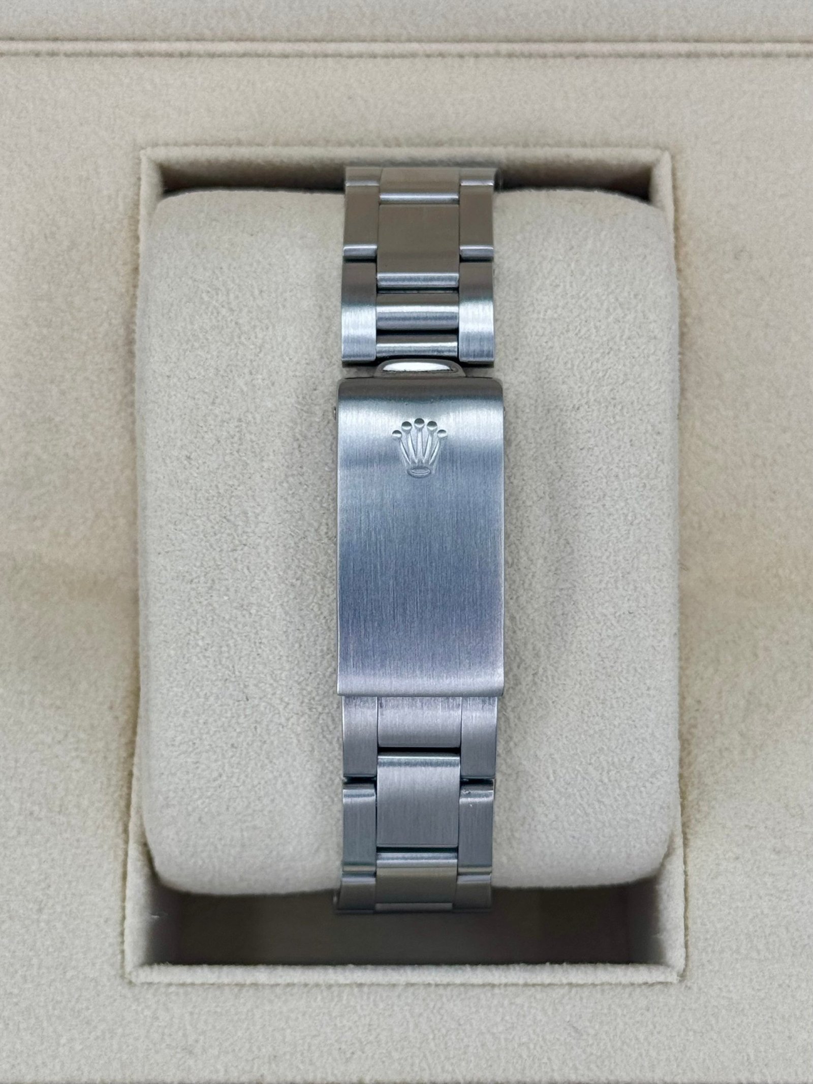 Rolex Oyster Date 34mm 6694 Stainless Steel Silver Dial - Image 2