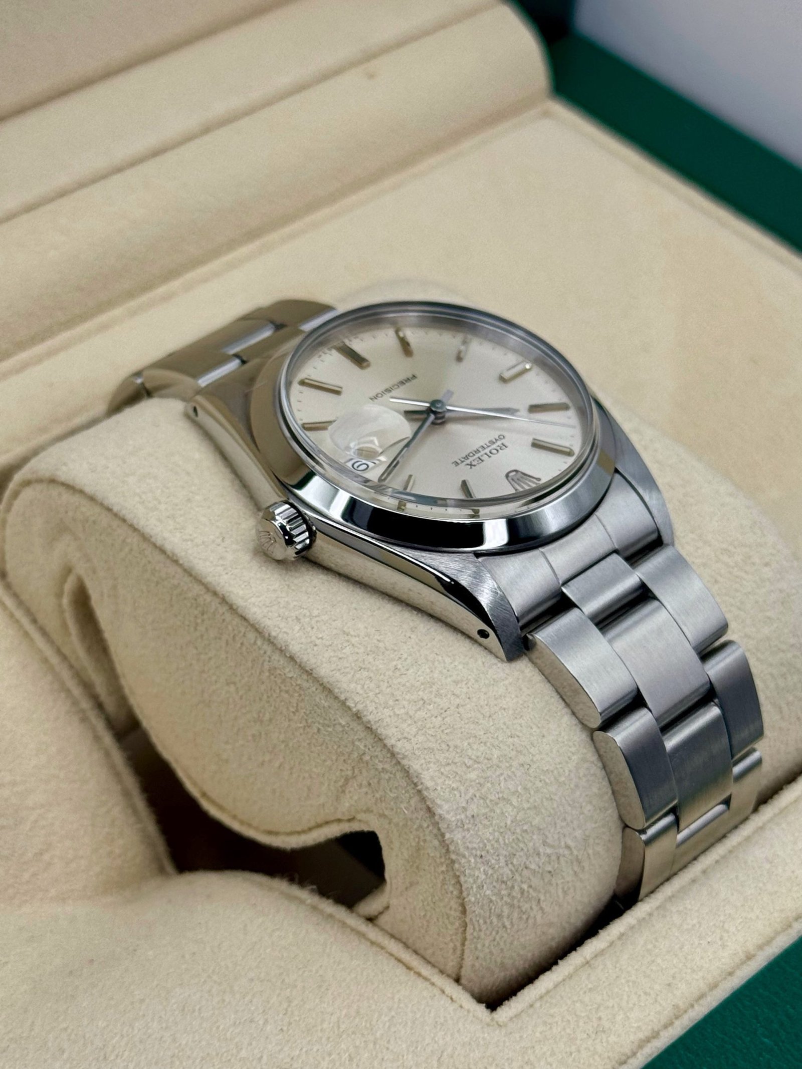 Rolex Oyster Date 34mm 6694 Stainless Steel Silver Dial - Image 8