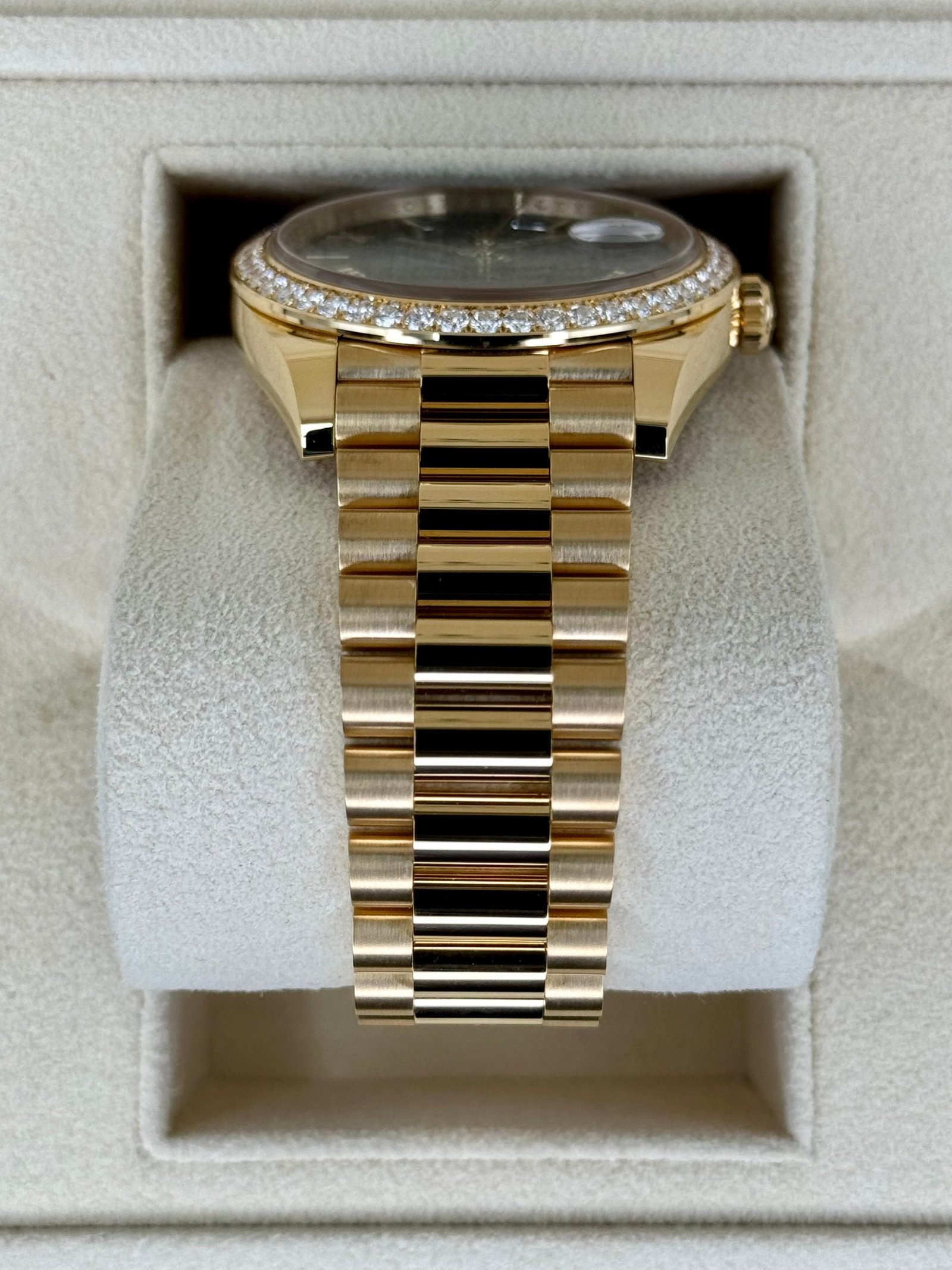 2024 Rolex Day-Date 40mm 228348RBR Presidential Green Dial (Unworn) - Image 3