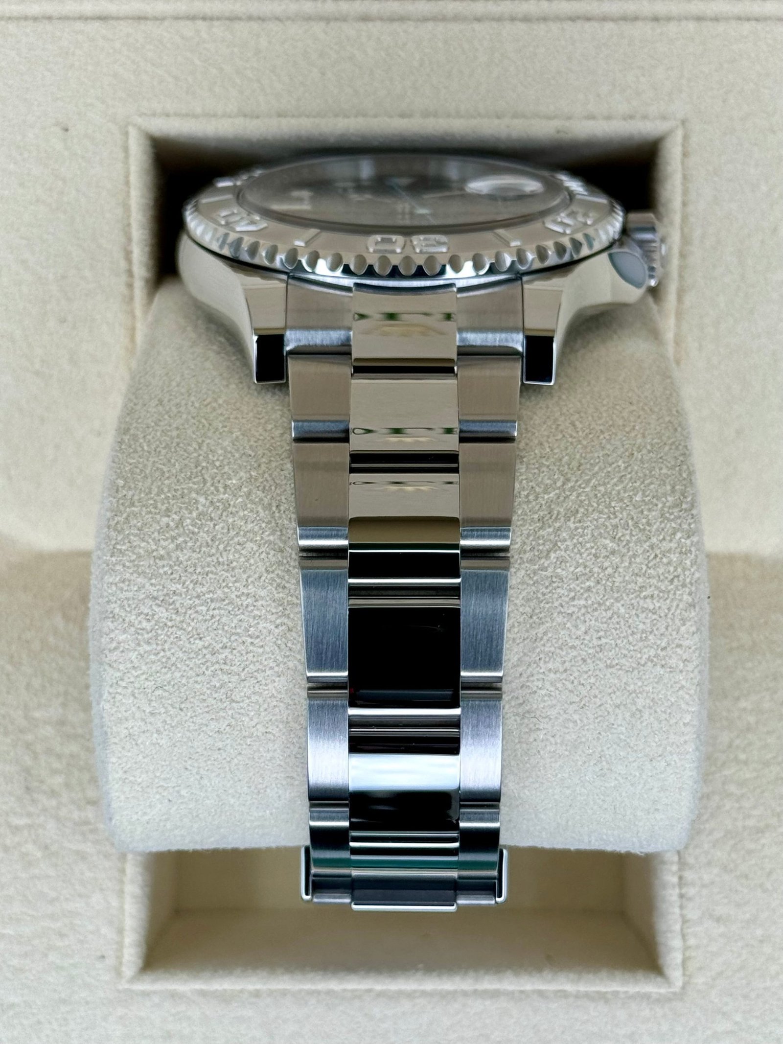 2024 Rolex Yacht-Master 40mm 126622 Stainless Steel Rhodium Dial (Unworn) - Image 3