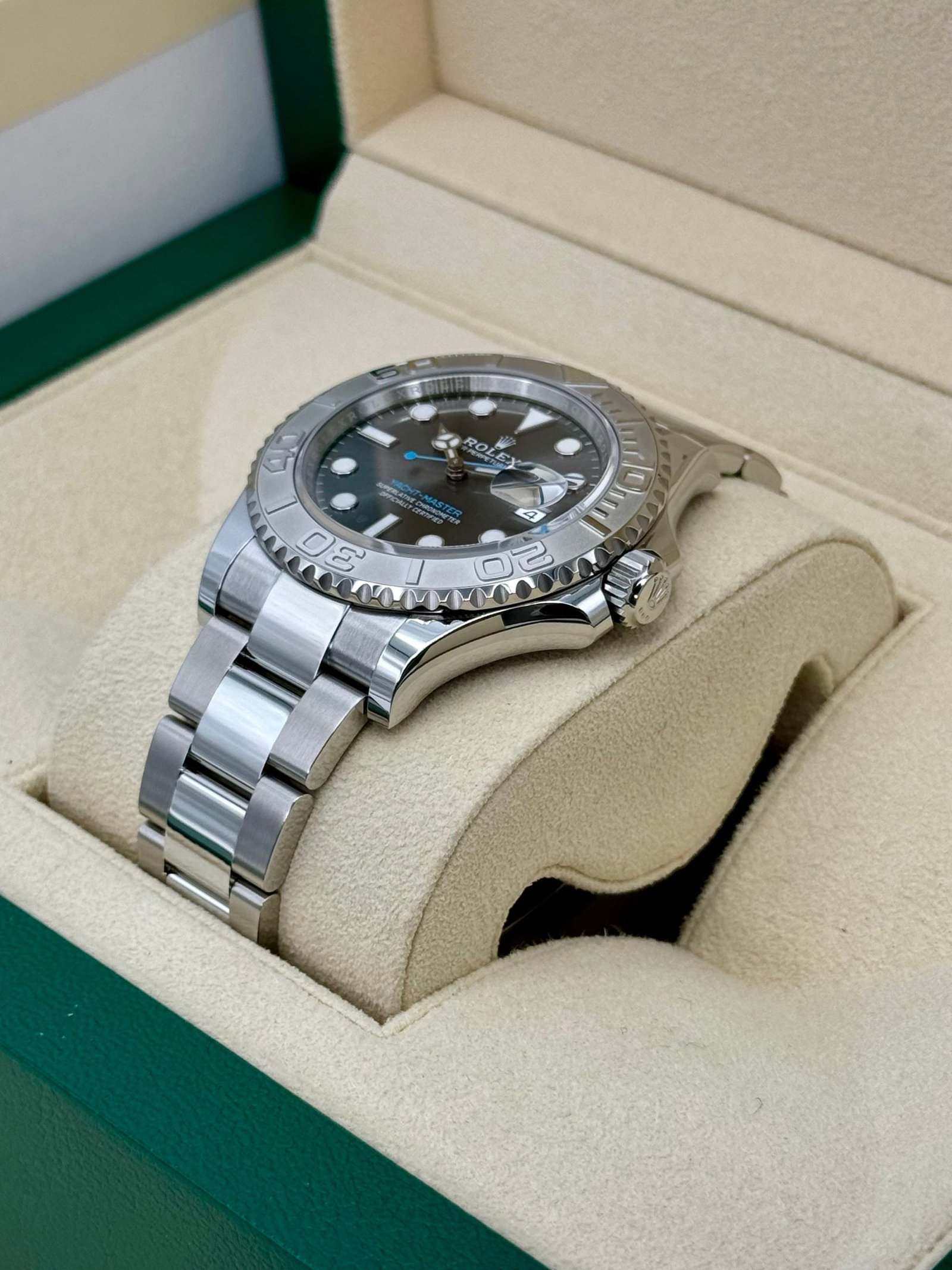 2024 Rolex Yacht-Master 40mm 126622 Stainless Steel Rhodium Dial (Unworn) - Image 5