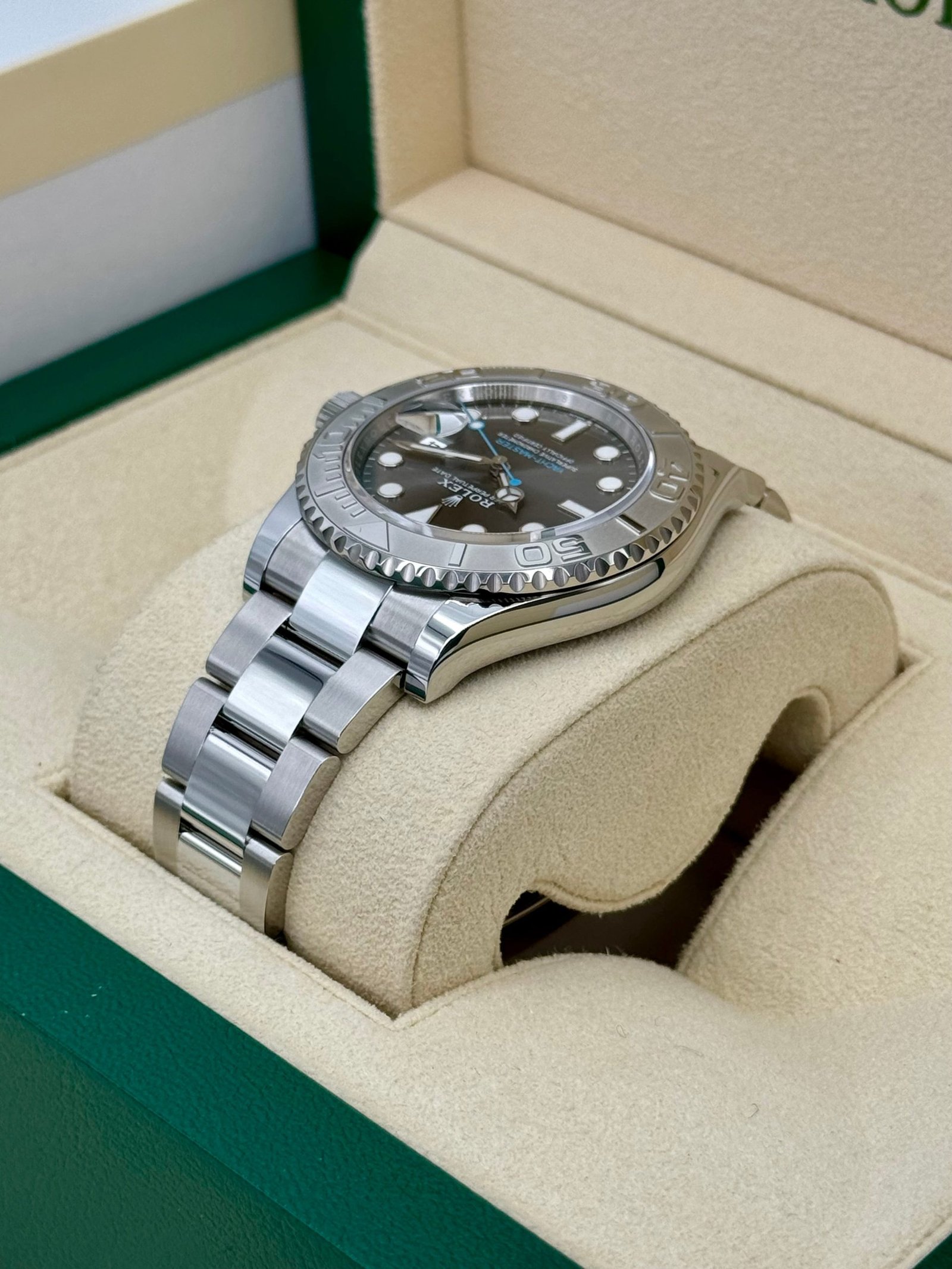 2024 Rolex Yacht-Master 40mm 126622 Stainless Steel Rhodium Dial (Unworn) - Image 7