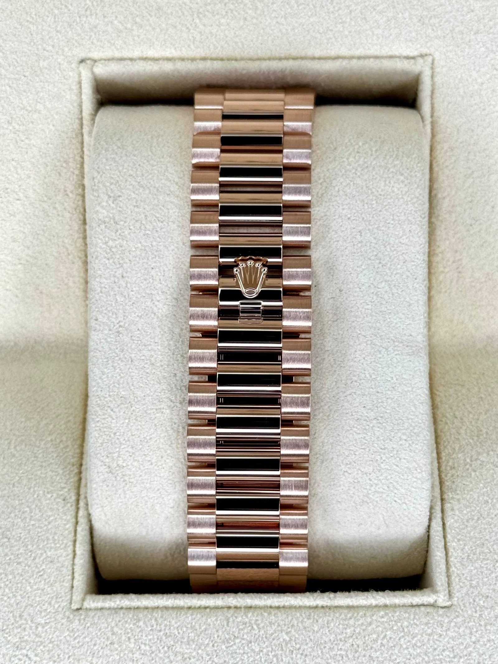 2024 Rolex Day-Date 40mm 228235 Rose Gold Chocolate Dial - Image 2