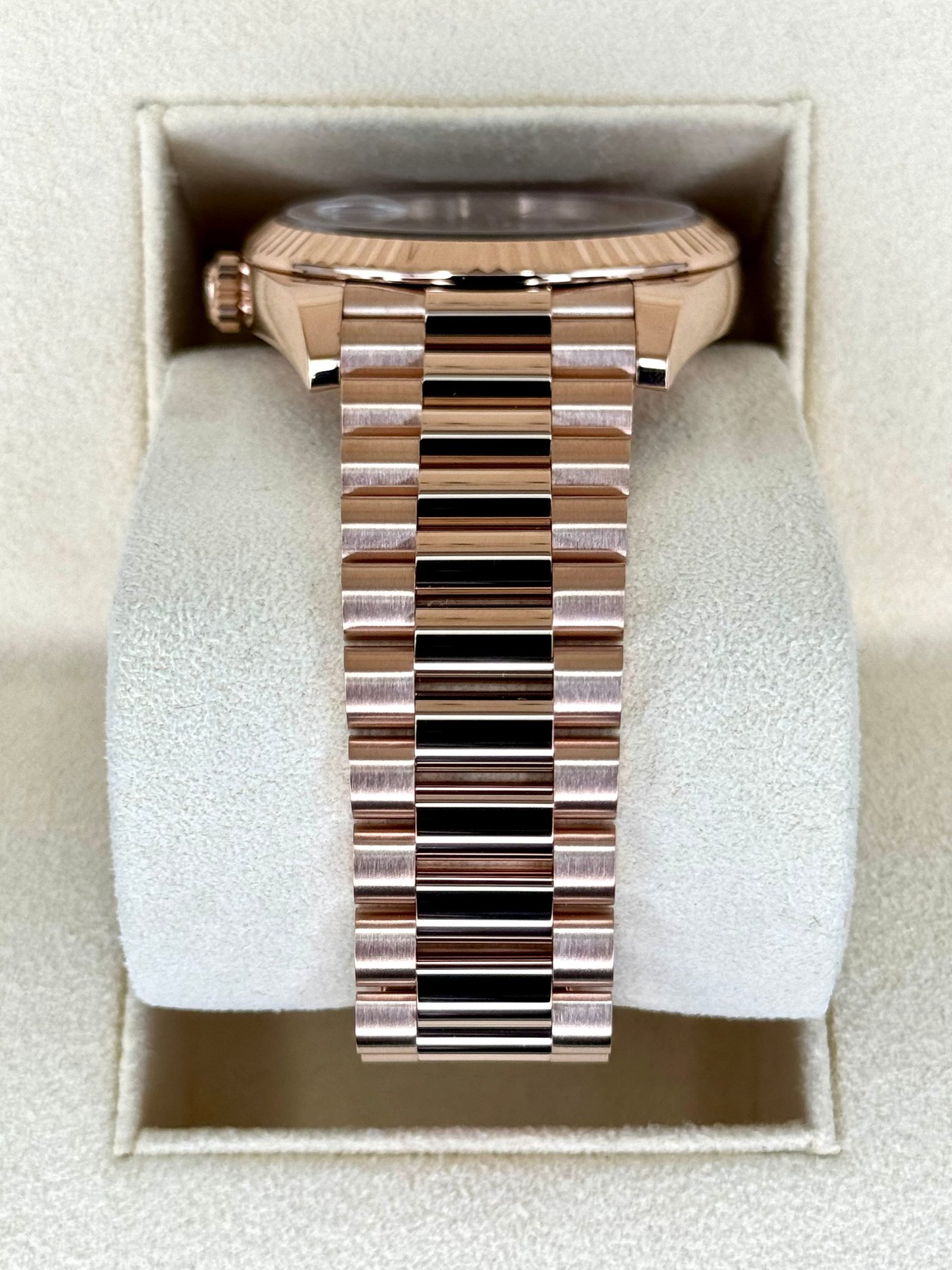 2024 Rolex Day-Date 40mm 228235 Rose Gold Chocolate Dial - Image 4