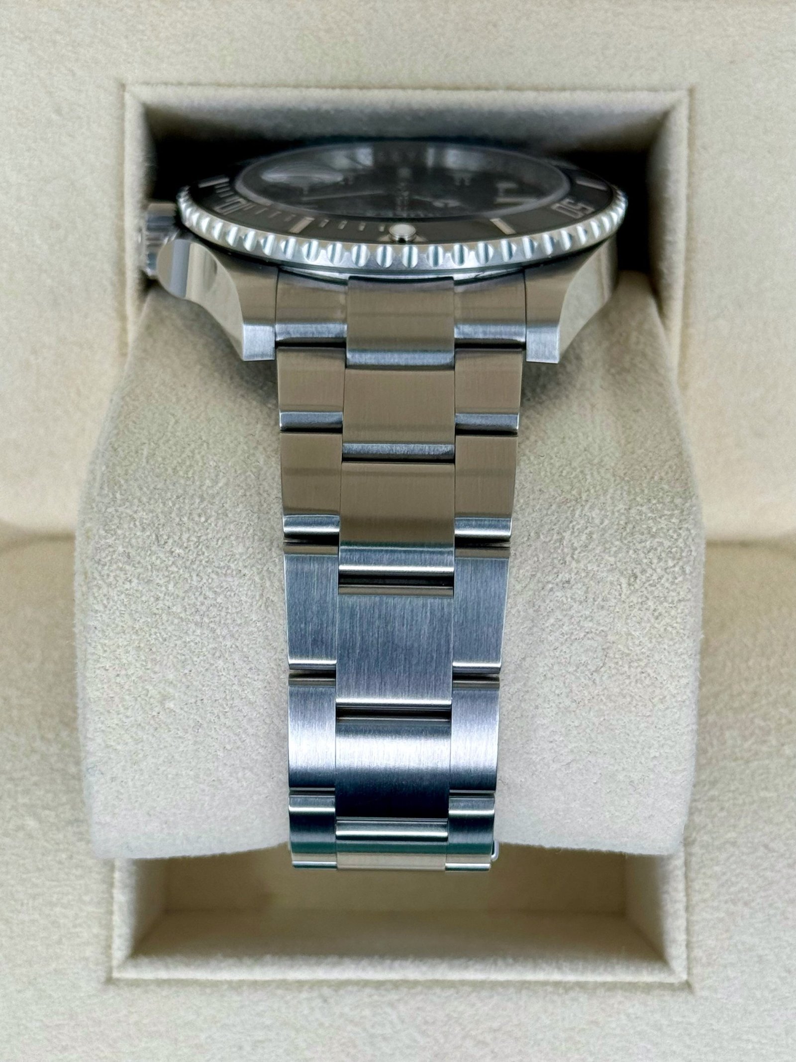2021 Rolex Submariner 41mm 126610LN Stainless Steel Black Dial - Image 4