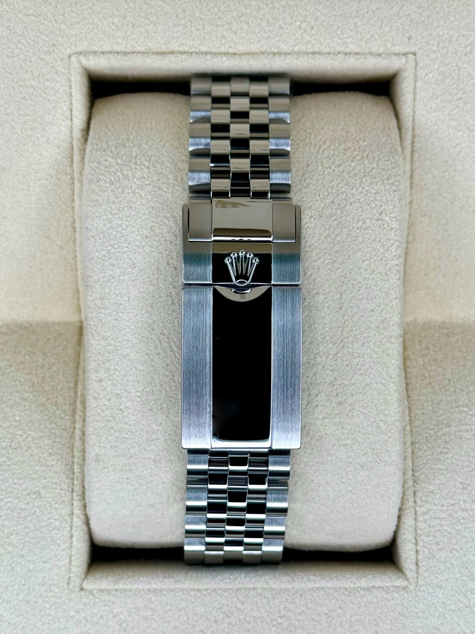 2023 Rolex GMT-Master II “Batgirl” 40mm 126710BLNR Jubilee Black Dial - Image 2