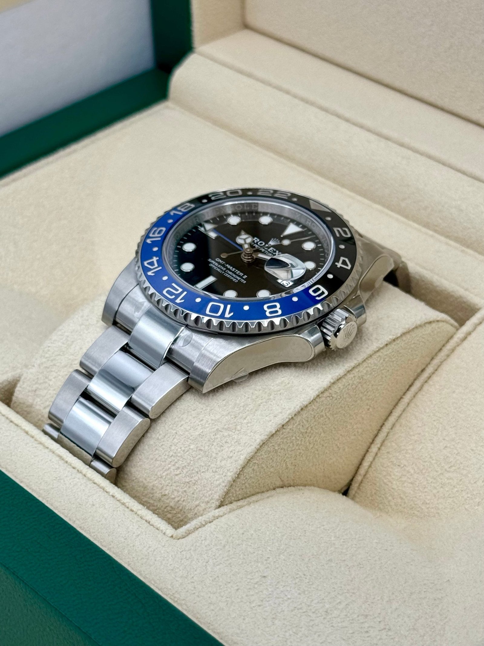 OLD STOCK 2017 Rolex GMT-Master II “Batman” 40mm 116710BLNR Oyster (Unworn) - Image 5