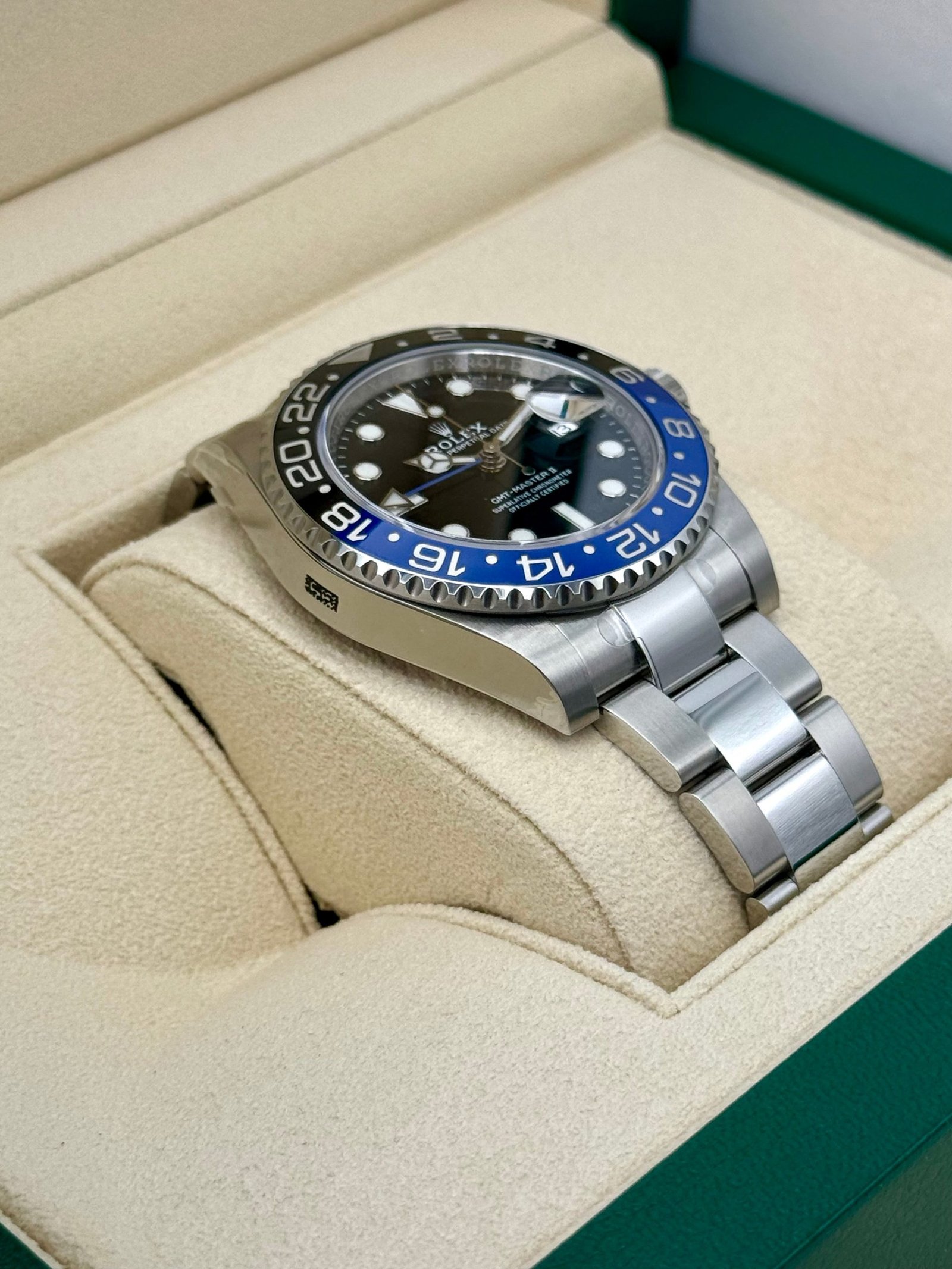 OLD STOCK 2017 Rolex GMT-Master II “Batman” 40mm 116710BLNR Oyster (Unworn) - Image 6