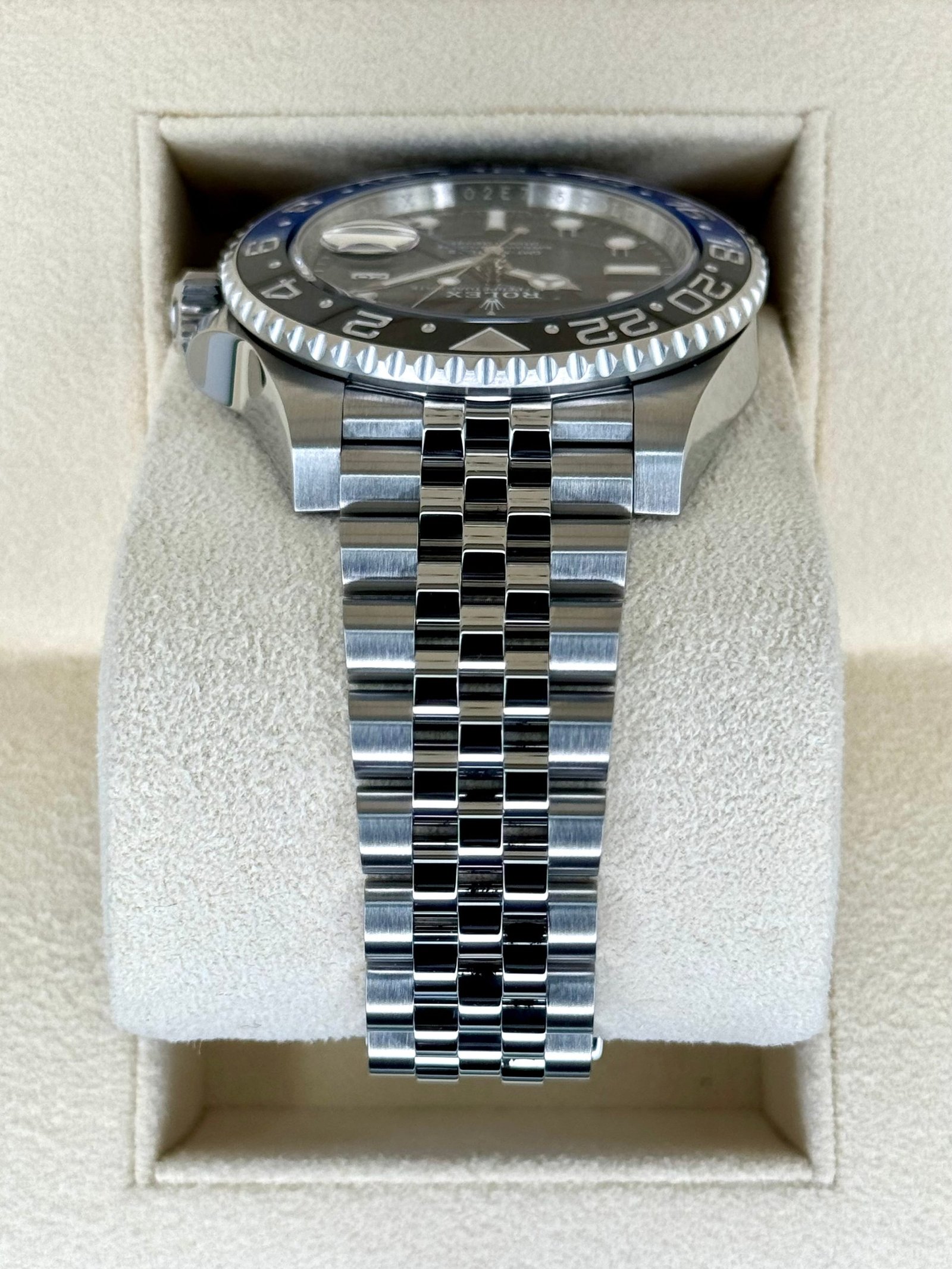 2023 Rolex GMT-Master II “Batgirl” 40mm 126710BLNR Jubilee Black Dial - Image 4