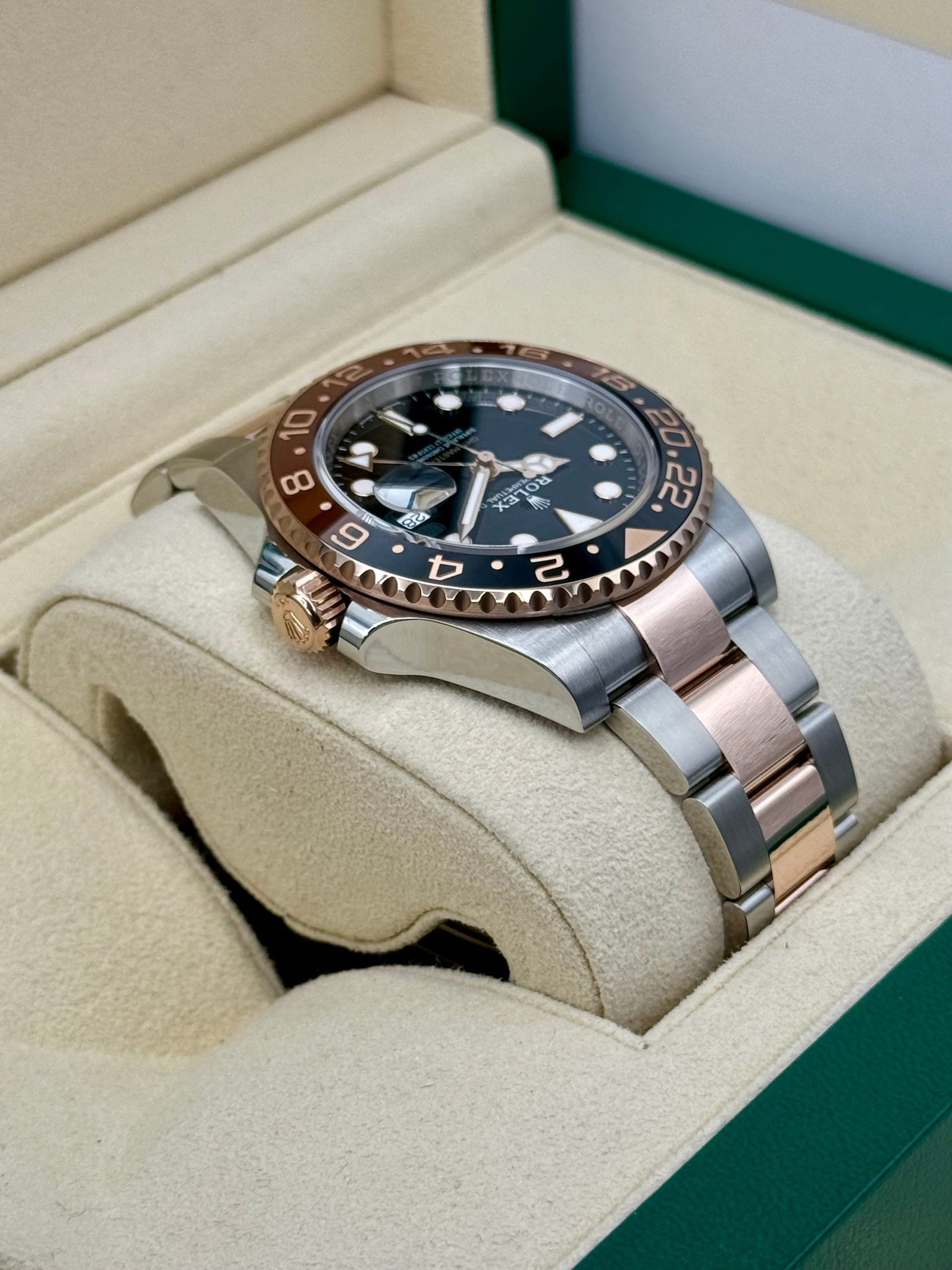 2022 Rolex GMT-Master II “Rootbeer” 40mm 126711CHNR Two-Tone - Image 8