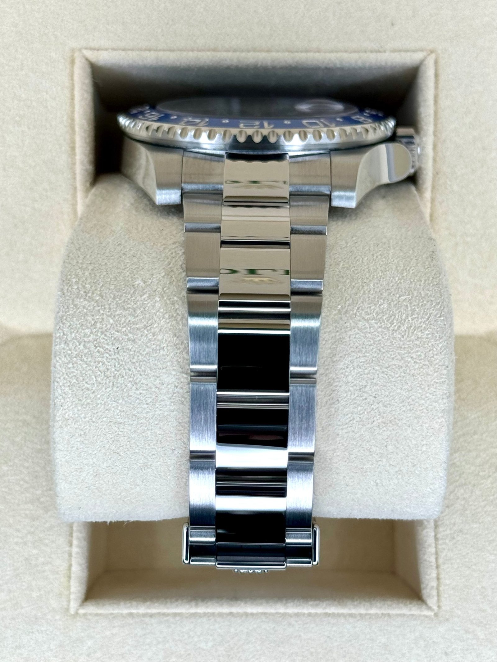 2016 Rolex GMT-Master II “Batman” 40mm 116710BLNR Oyster - Image 3