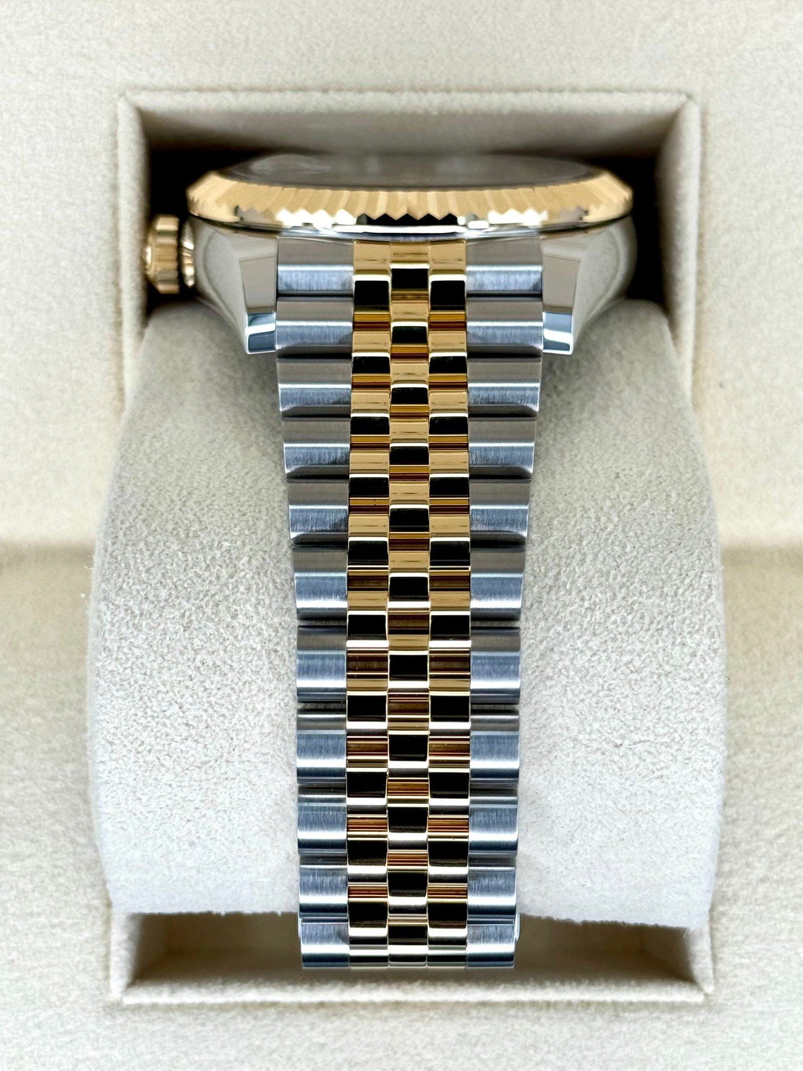 2024 Rolex Sky-Dweller 42mm 336933 Two-Tone Jubilee White Dial (Unworn) - Image 4