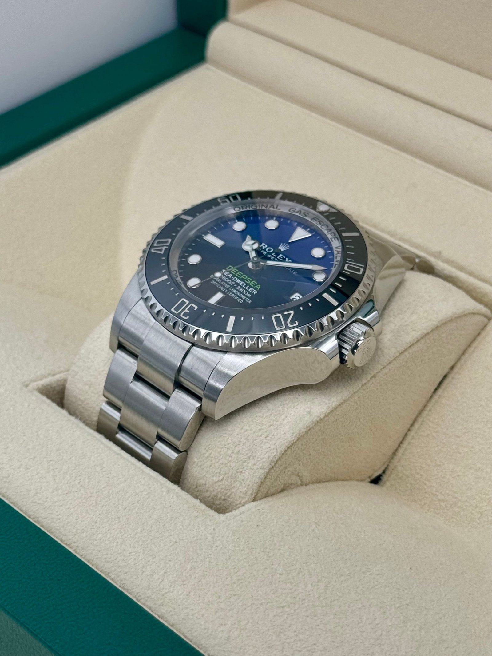 2023 Rolex Deepsea “James Cameron” 44mm 136660 Blue Dial - Image 5