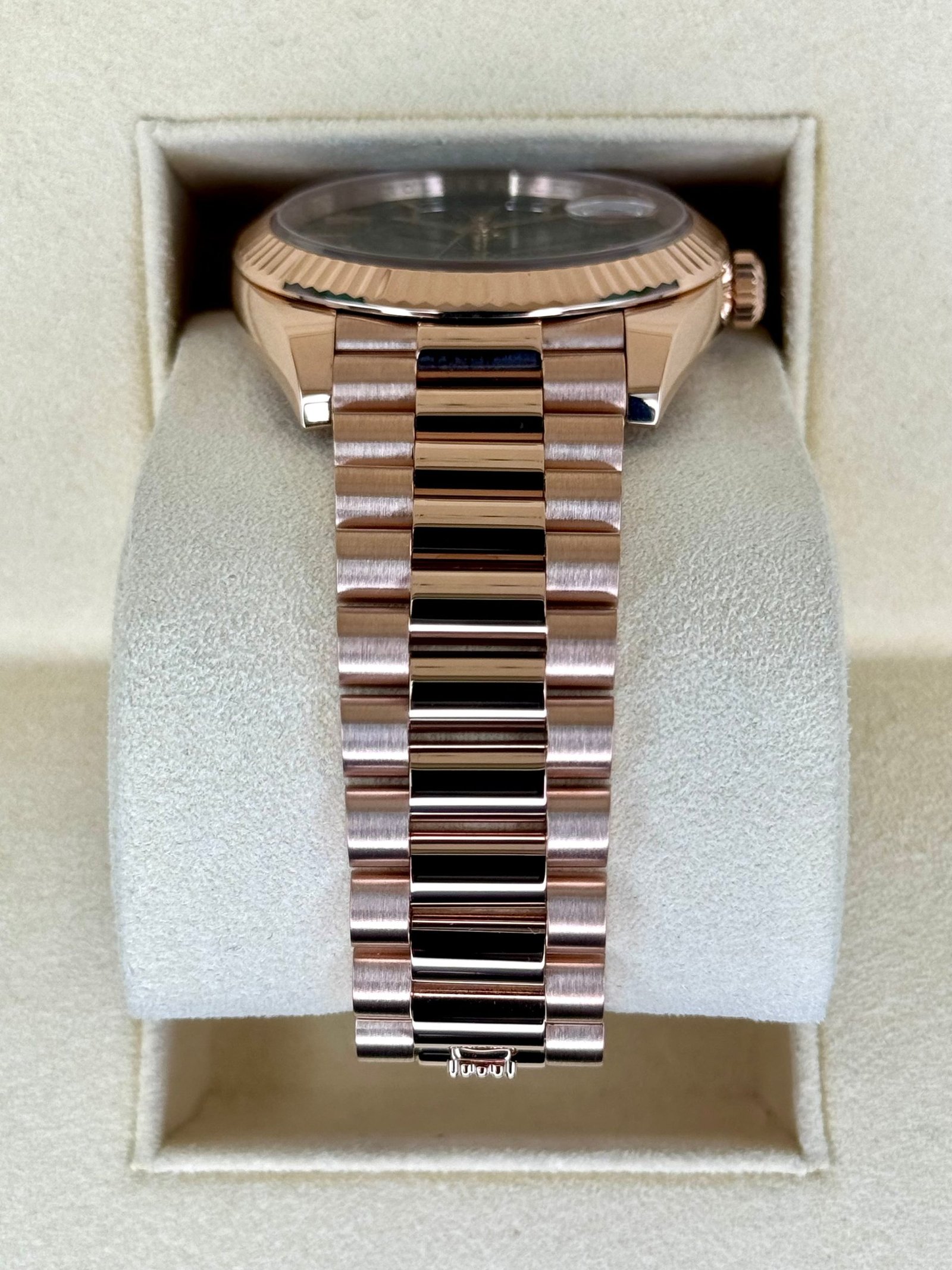 2019 Rolex Day-Date 40mm 228235 Presidential Rose Gold Olive Dial - Image 3