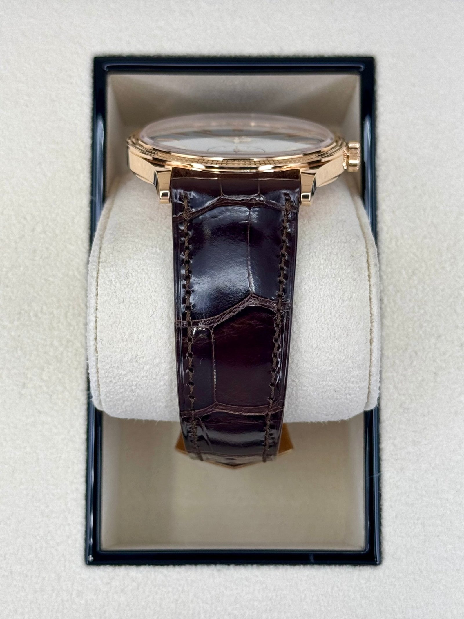 Patek Philippe Calatrava 40mm 6119R Rose Gold White Dial - Image 3