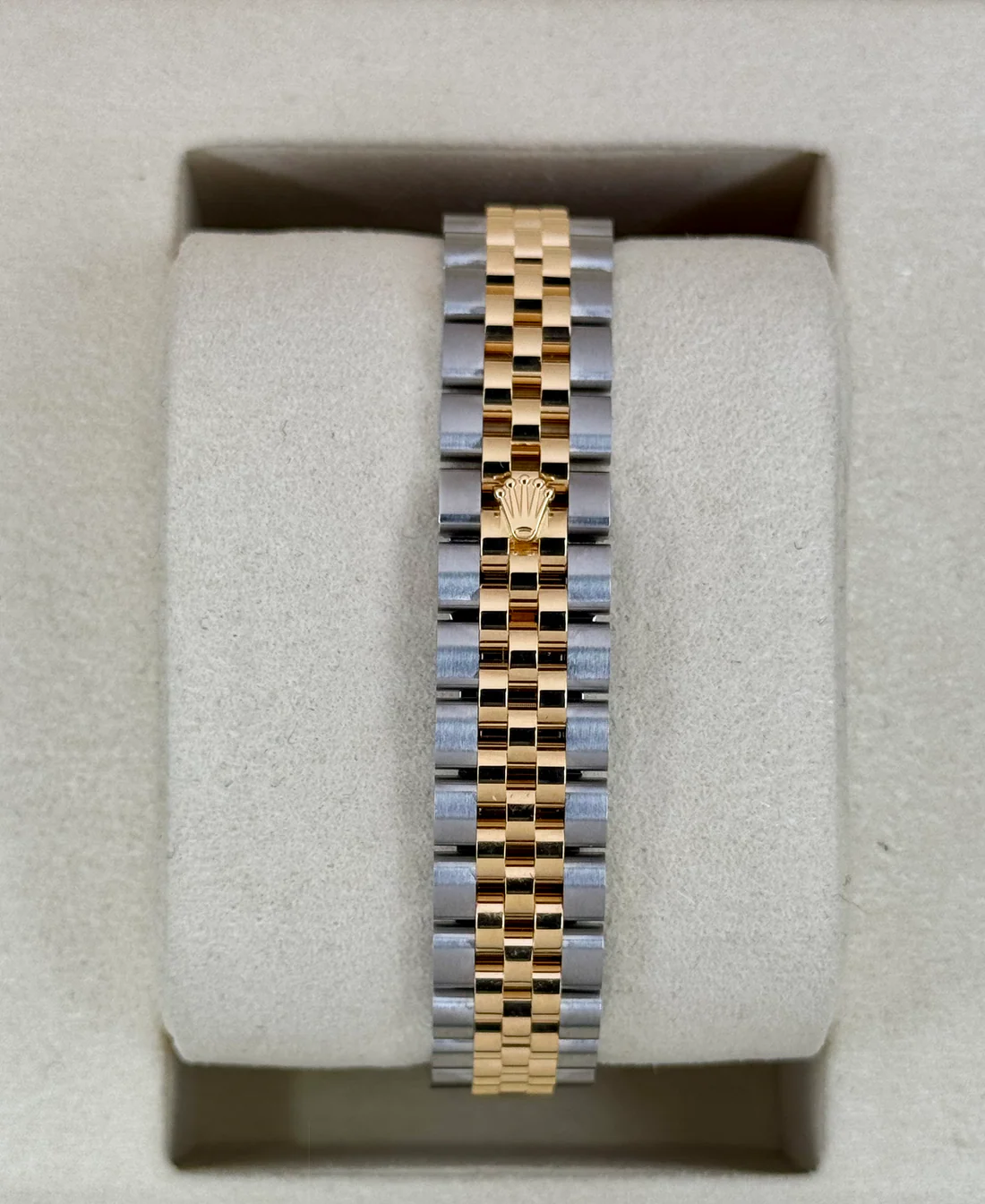 2025 Rolex Lady Datejust 28mm 279173 Jubilee MOP Diamond Dial (Unworn) - Image 2