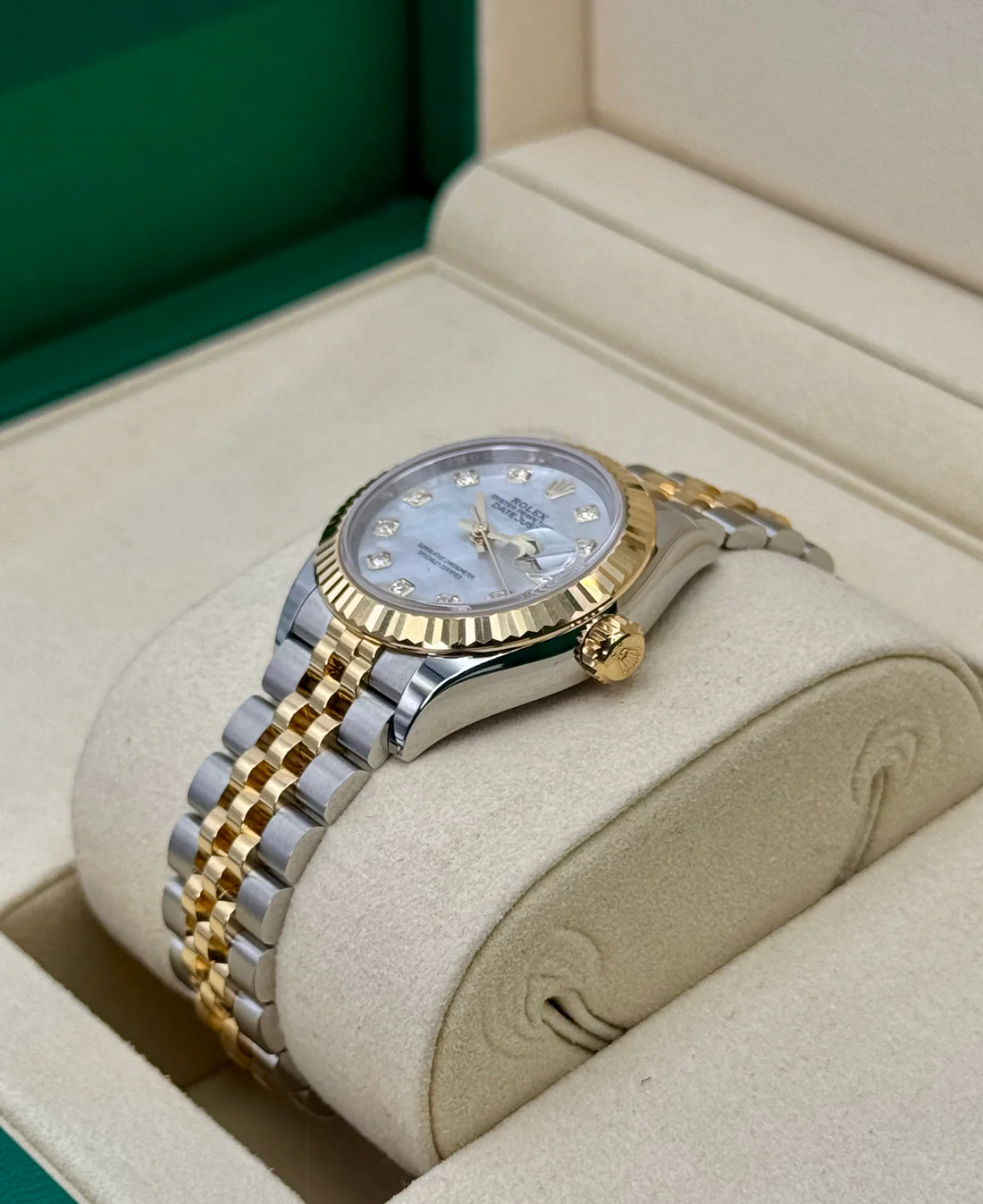 2025 Rolex Lady Datejust 28mm 279173 Jubilee MOP Diamond Dial (Unworn) - Image 5