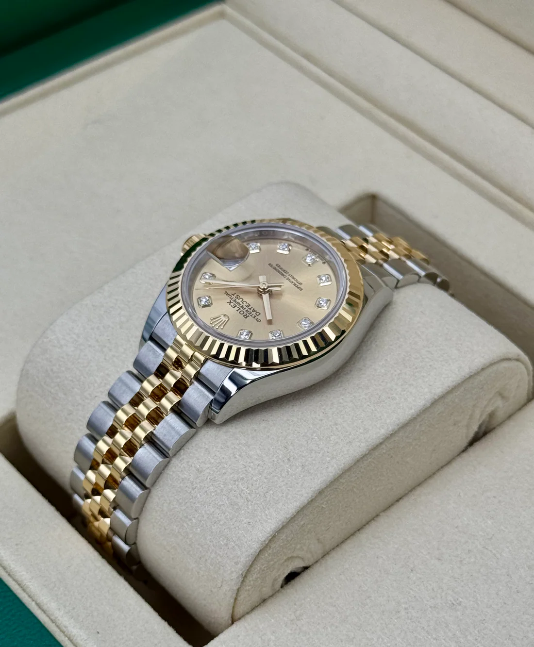 2025 Rolex Lady Datejust 28mm 279173 Jubilee Champagne Diamond Dial (Unworn) - Image 6