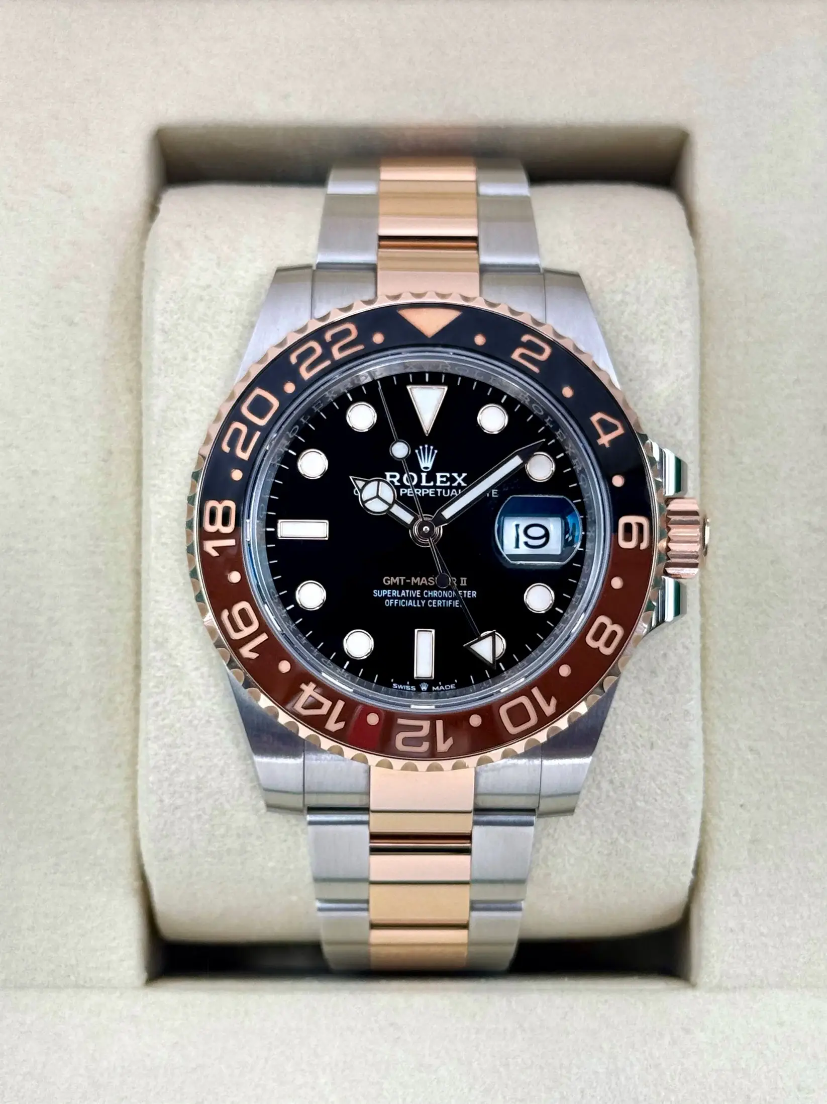 2026 Rolex GMT-Master II “Rootbeer” 40mm 126711CHNR Two-Tone (Unworn) - Image 4