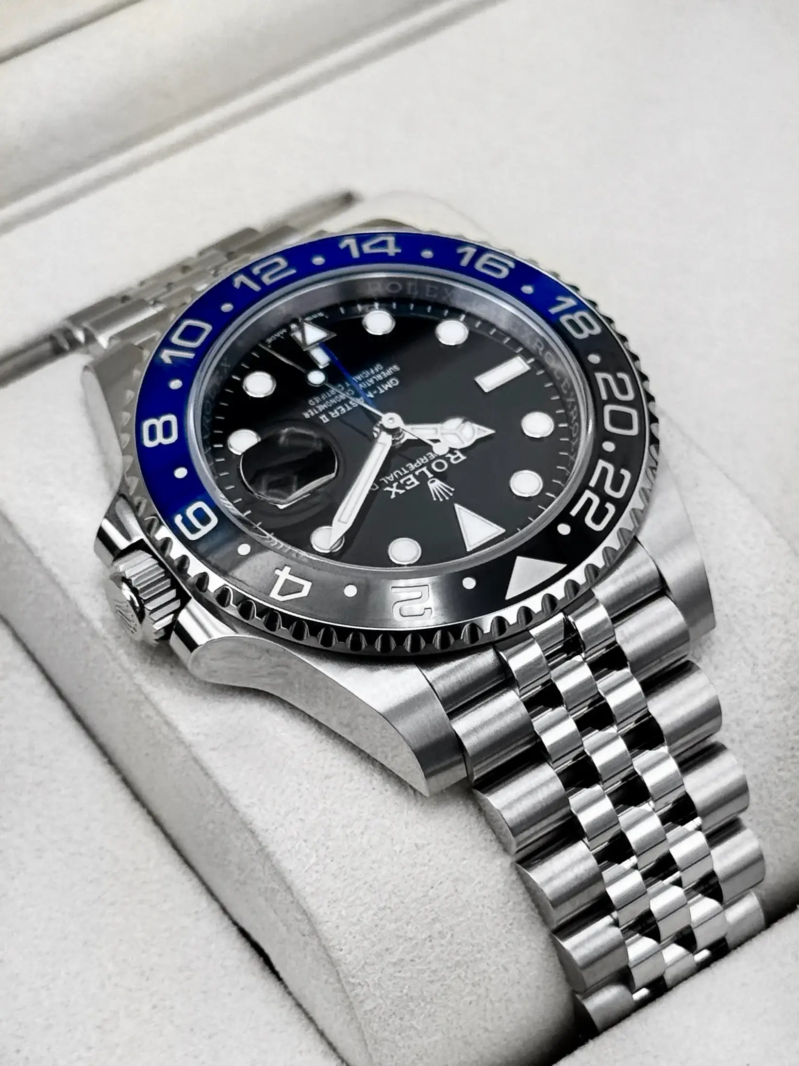 2026 Rolex GMT-Master II “Batgirl” 40mm 126710BLNR Jubilee (Unworn) - Image 4