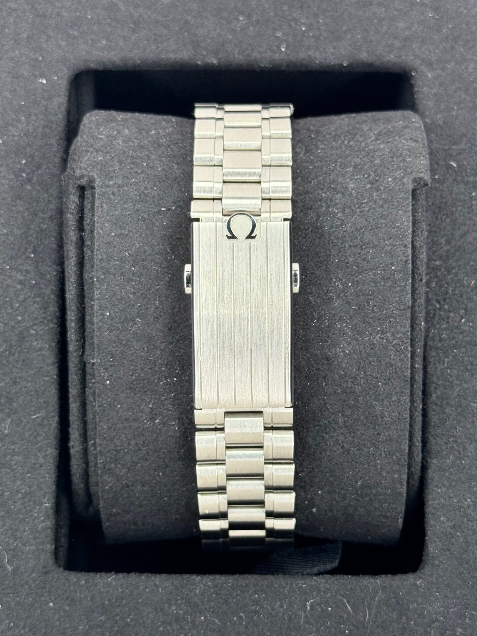 2021 Omega 42mm 310.30.42.50.01.001 Speedmaster Moonwatch - Image 2