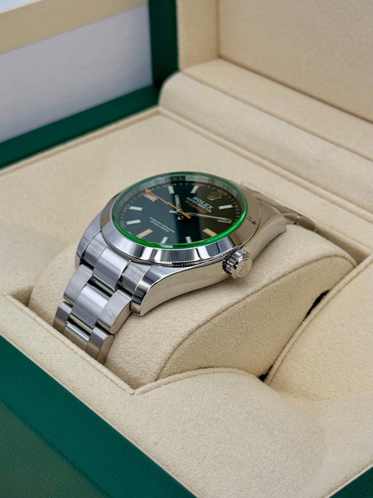 2021 Rolex Milgauss 40mm 116400GV Stainless Steel Black Dial - Image 5