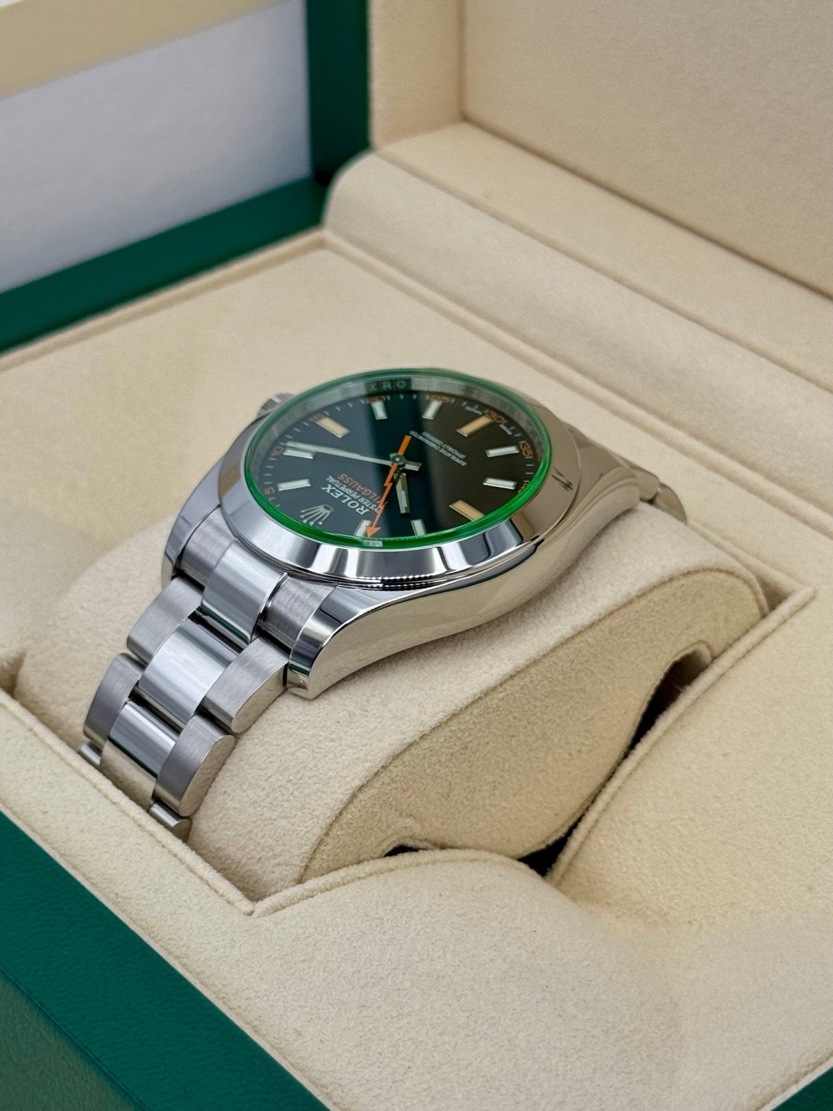 2021 Rolex Milgauss 40mm 116400GV Stainless Steel Black Dial - Image 7