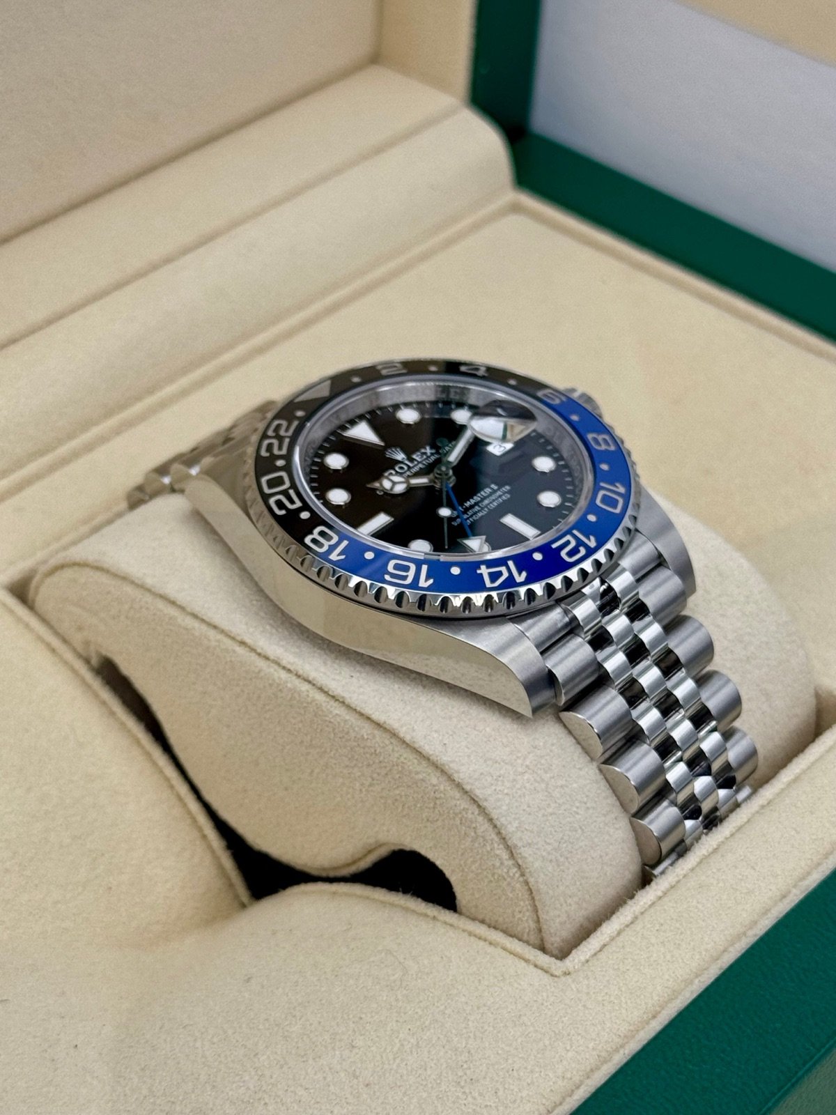 2025 Rolex GMT-Master II “Batgirl” 40mm 126710BLNR Jubilee (Unworn) - Image 6
