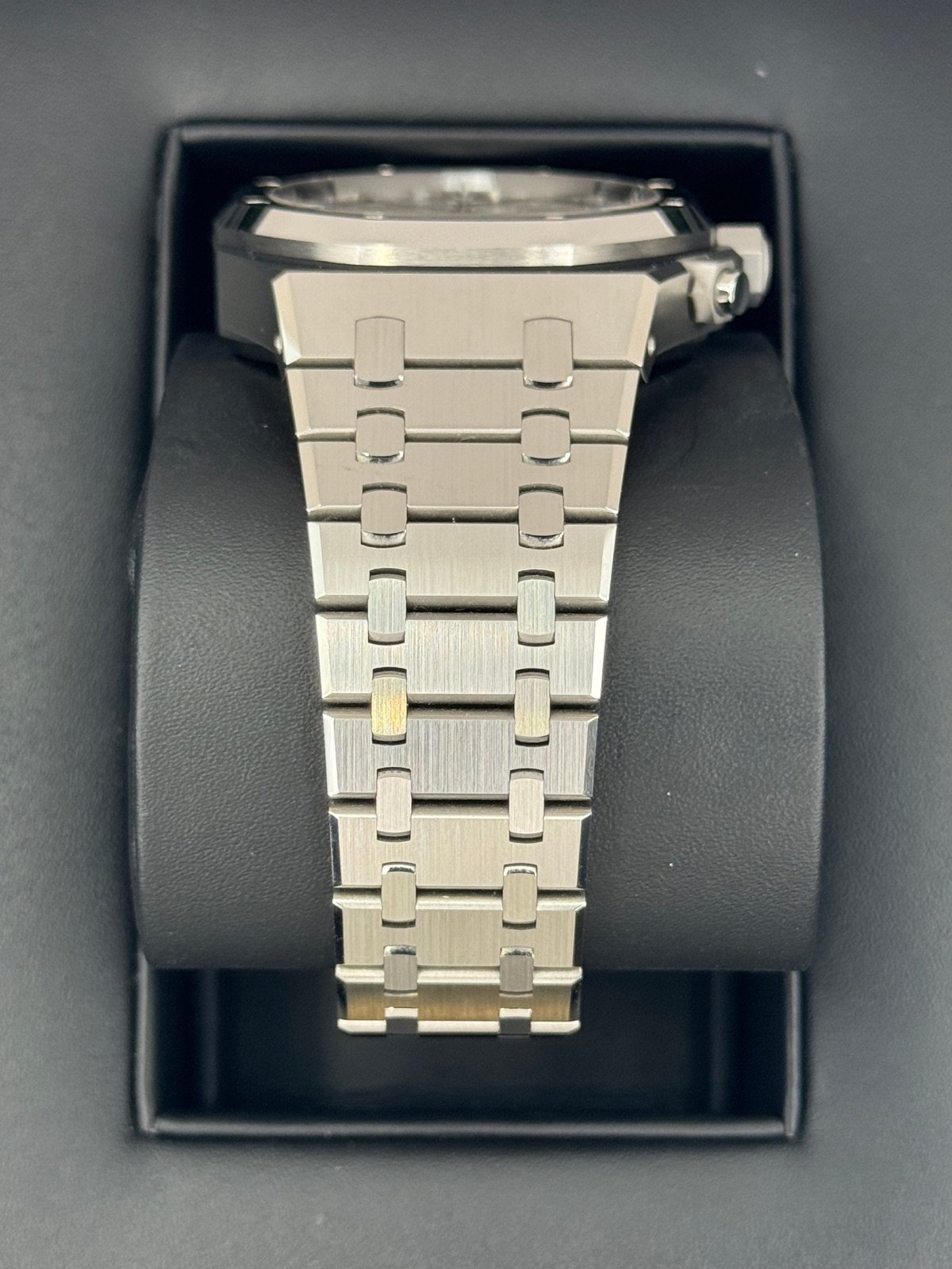 2023 Audemars Piguet Royal Oak Chronograph 41mm 26240ST White Dial (Unworn) - Image 3