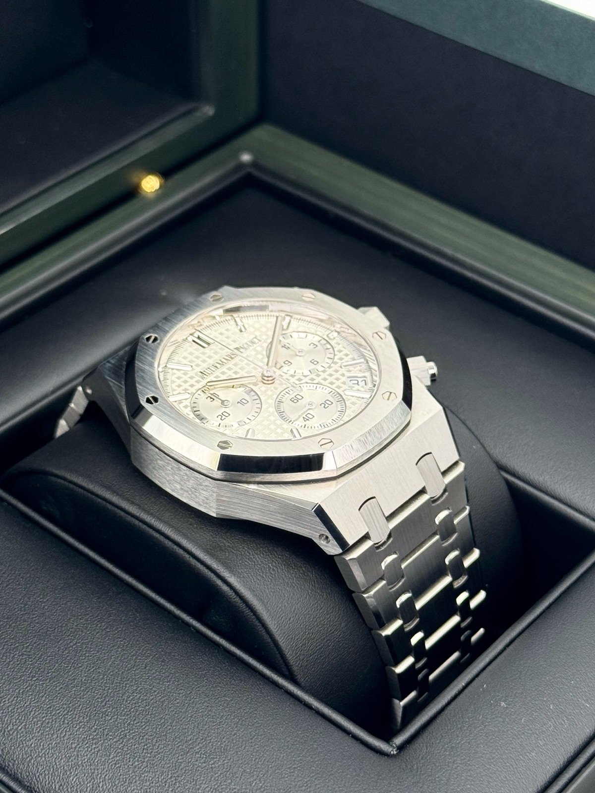 2023 Audemars Piguet Royal Oak Chronograph 41mm 26240ST White Dial (Unworn) - Image 6