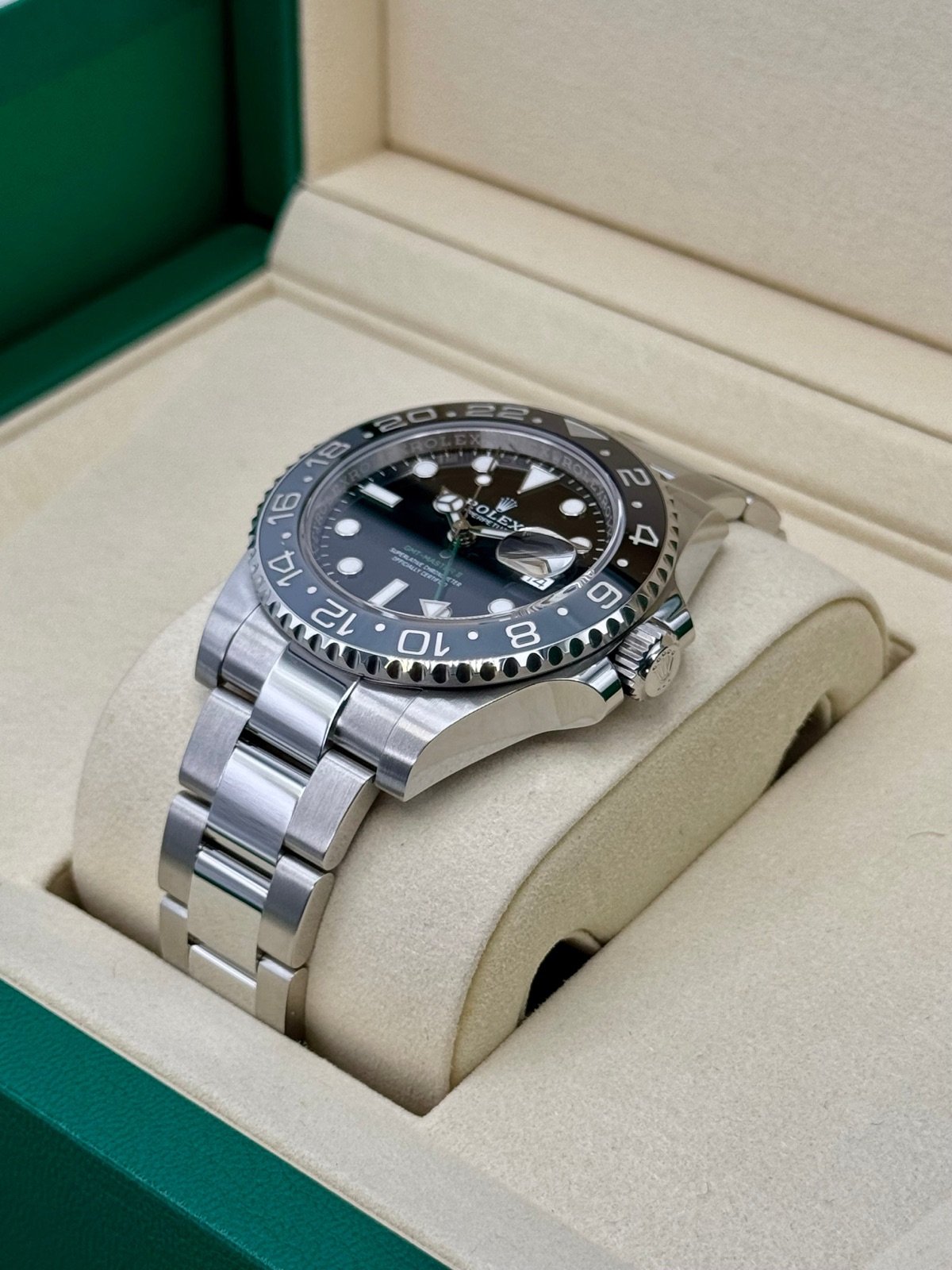 2025 Rolex GMT-Master II “Bruce Wayne” 40mm 126710GRNR Oyster (Unworn) - Image 5
