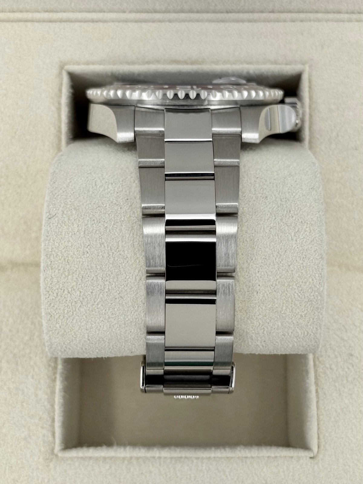 Rolex GMT-Master II “Pepsi” 40mm 126719BLRO White Gold Oyster - Image 3