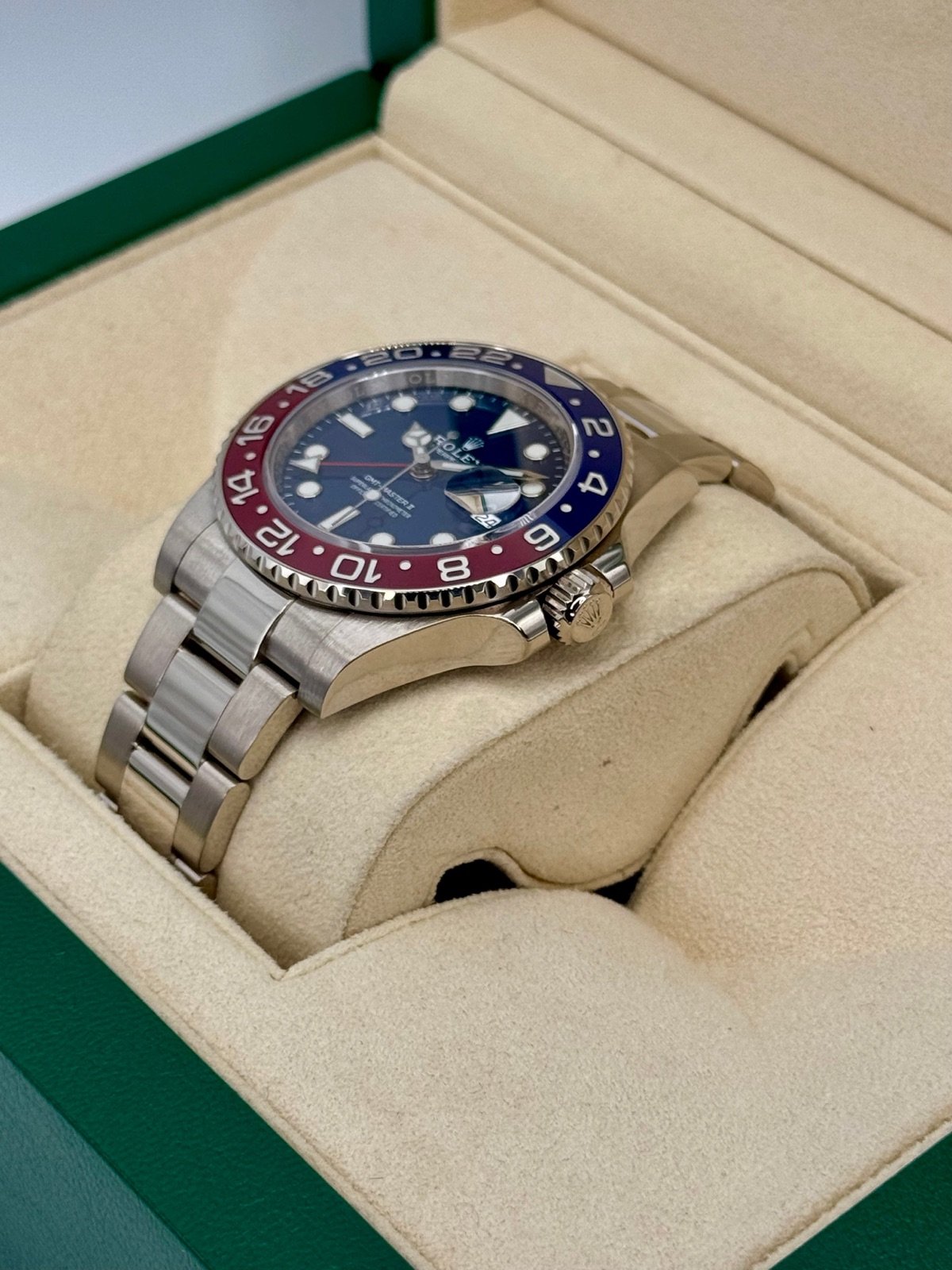 Rolex GMT-Master II “Pepsi” 40mm 126719BLRO White Gold Oyster - Image 5