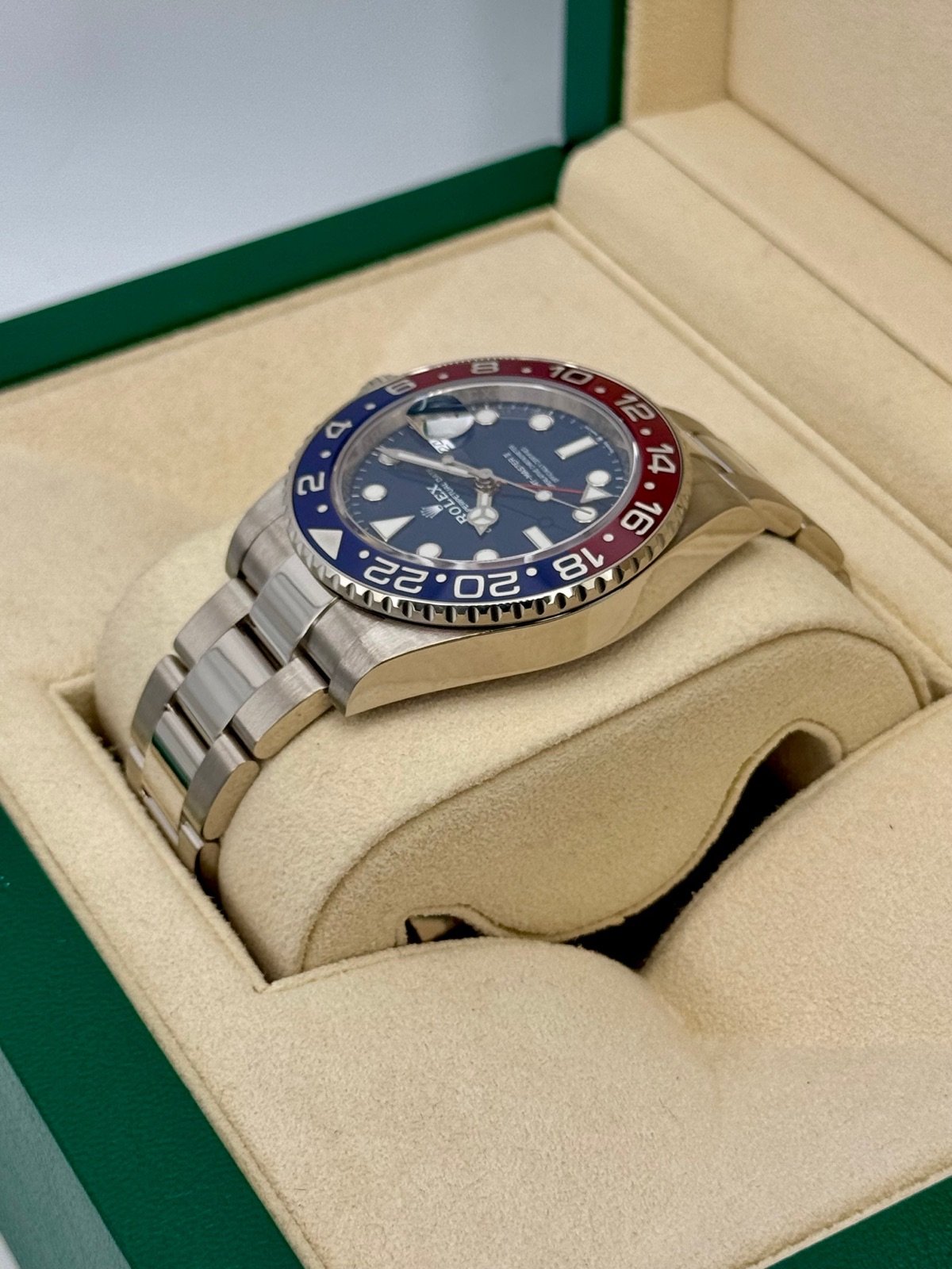 Rolex GMT-Master II “Pepsi” 40mm 126719BLRO White Gold Oyster - Image 7