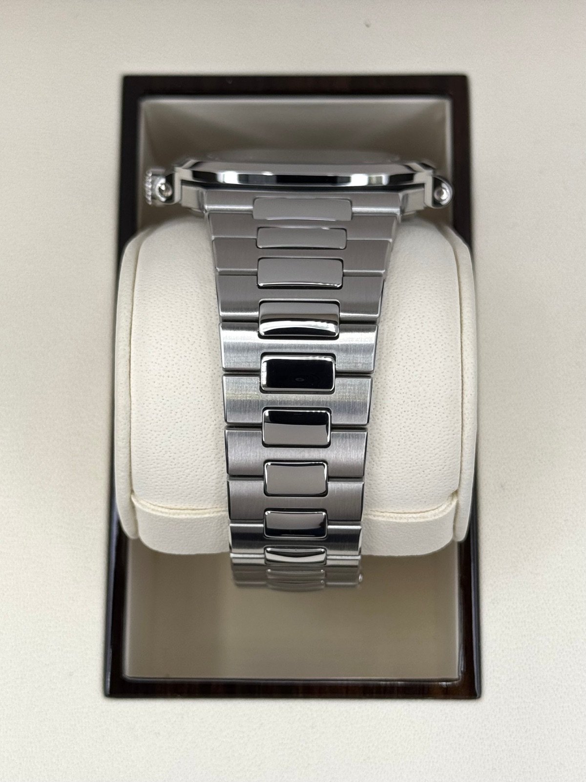 Patek Philippe Nautilus 40mm 5711/1A tainless Steel Blue Dial - Image 4
